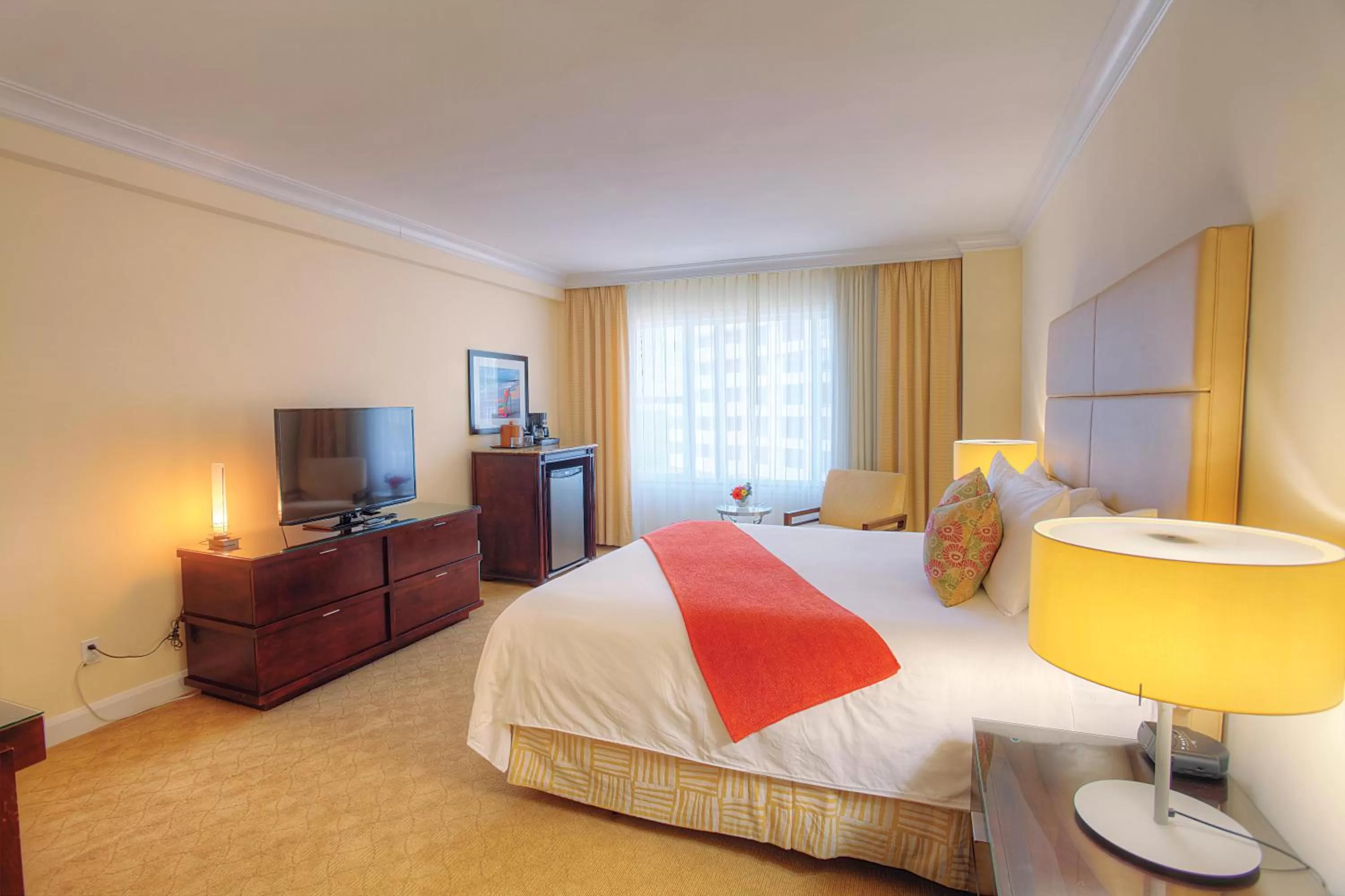 Standard King Room with Balcony in Sea View Hotel