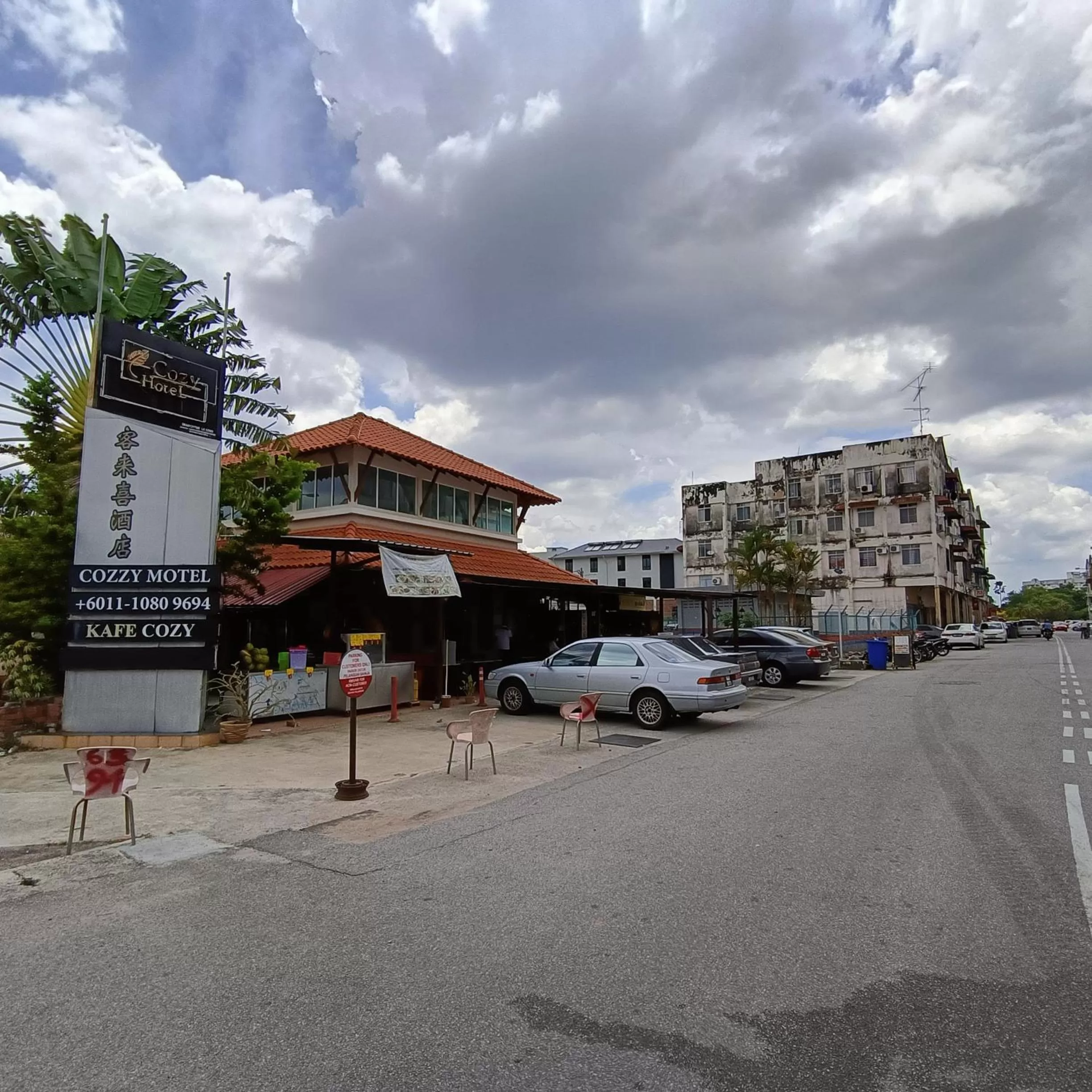 Cozzy Motel Malacca