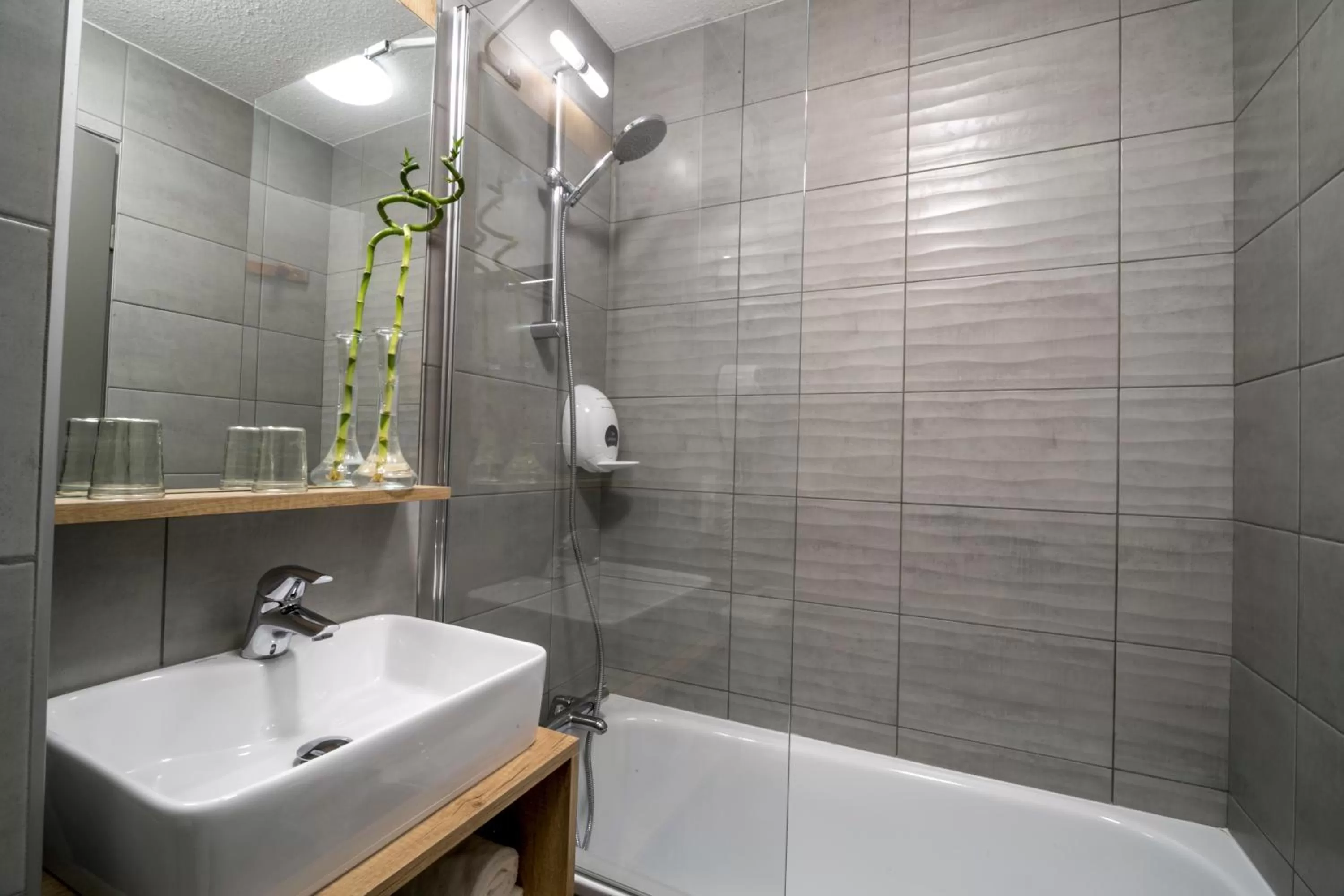 Superior Suite in Ostal Pau Universite - Sure Hotel Collection by Best Western