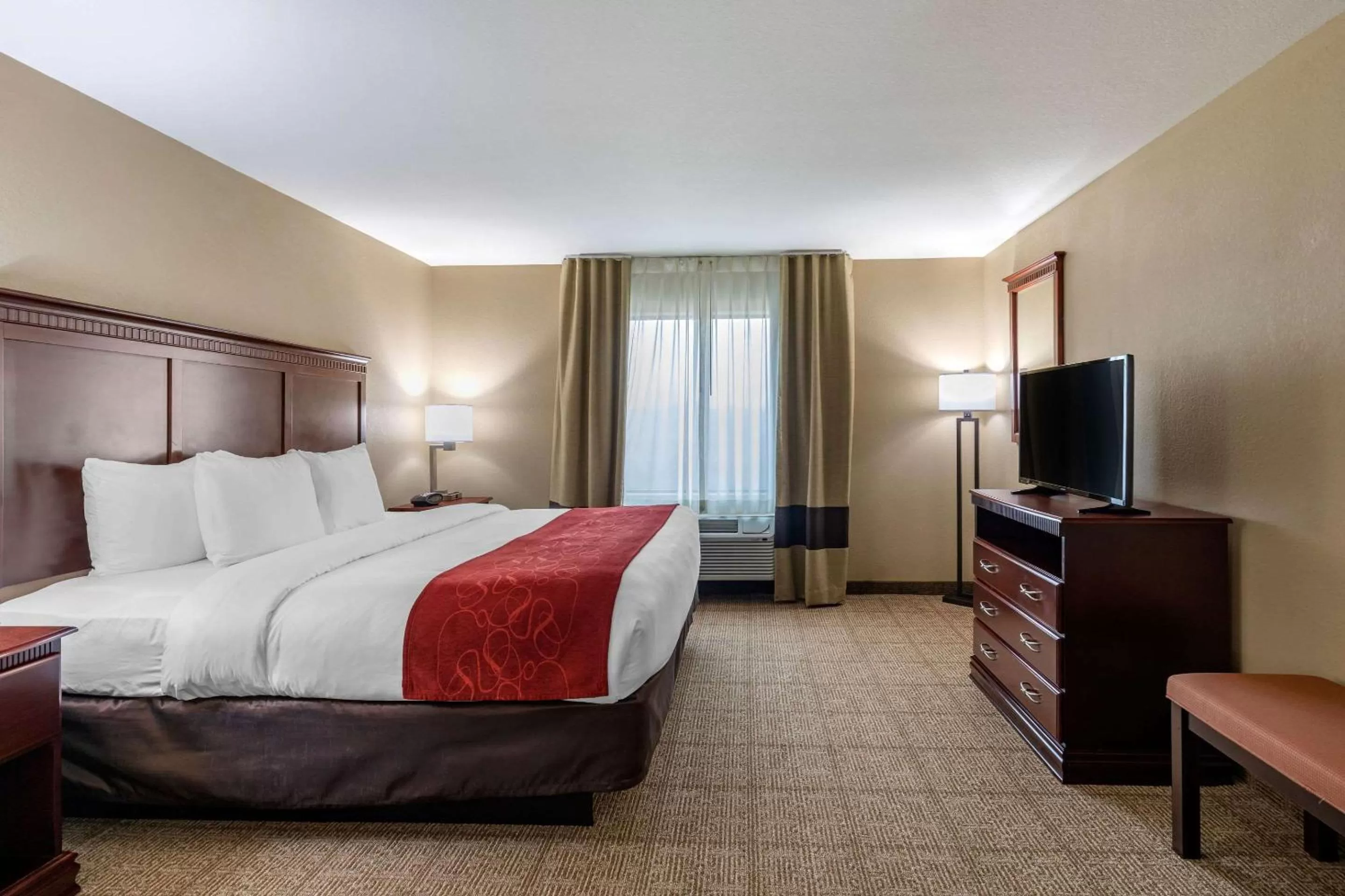 King Suite - Accessible/Non-Smoking in Comfort Suites Ennis