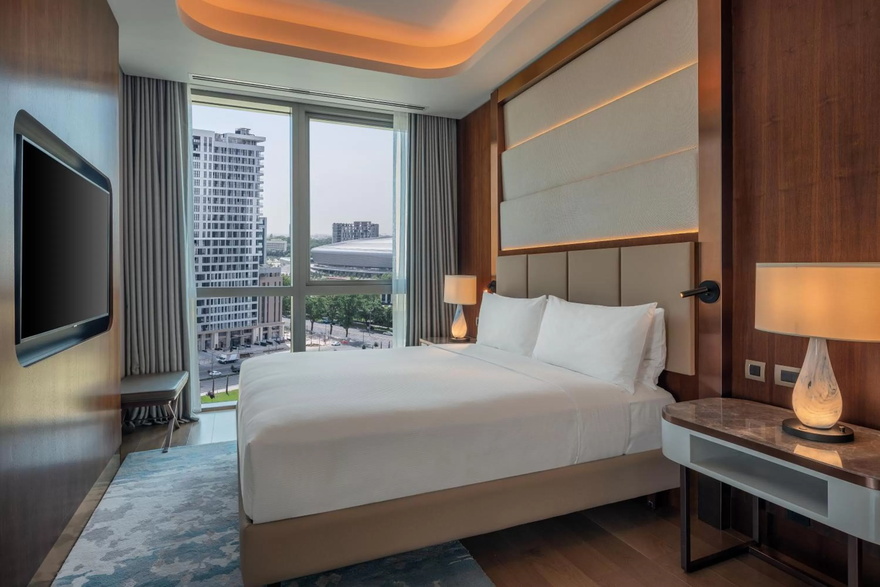 King Corner One Bedroom Suite with Kitchenette and Executive Lounge Access - single occupancy in Hilton Tashkent City