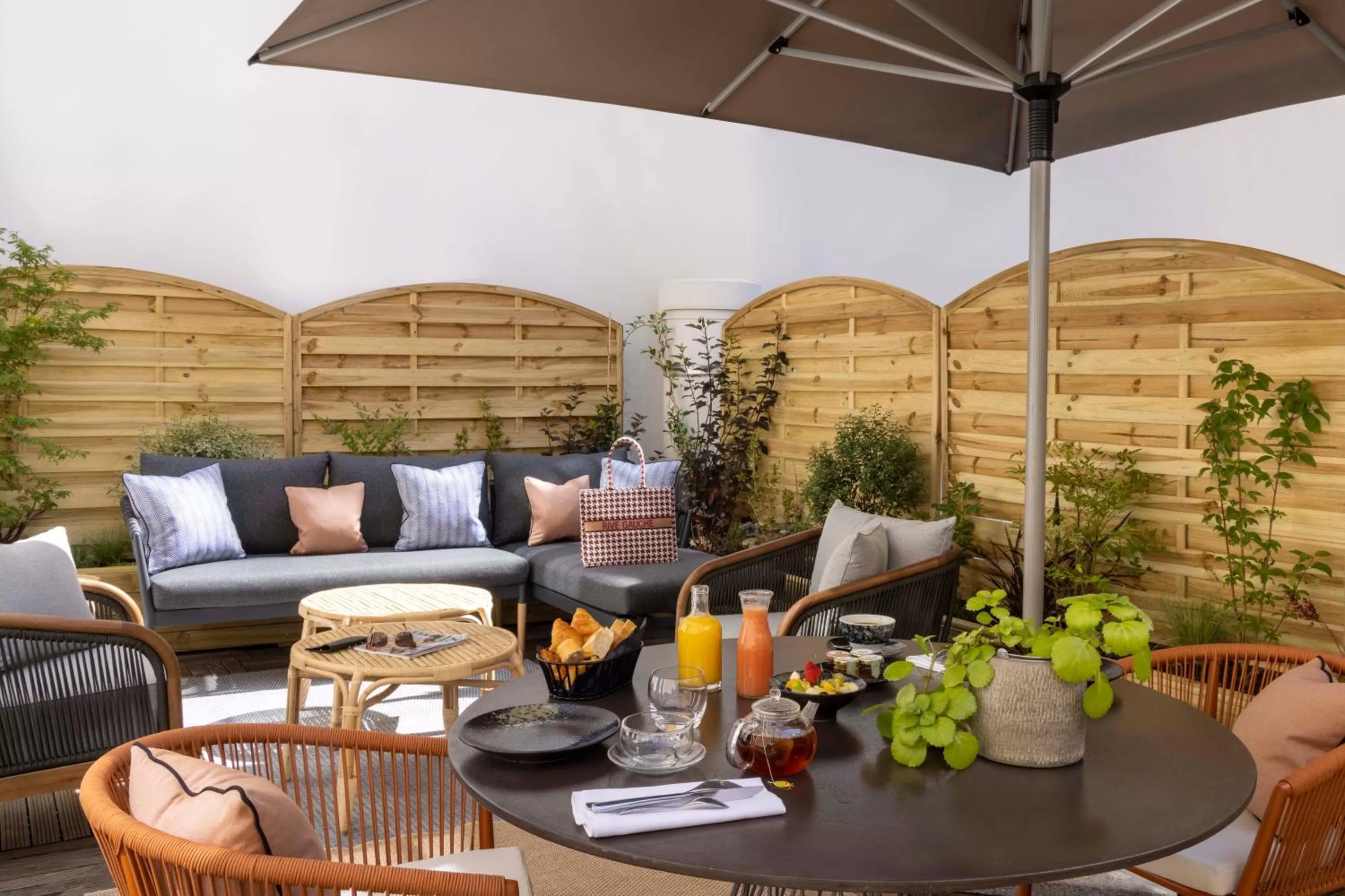 Apartment with Terrace in Hôtel Bel Ami