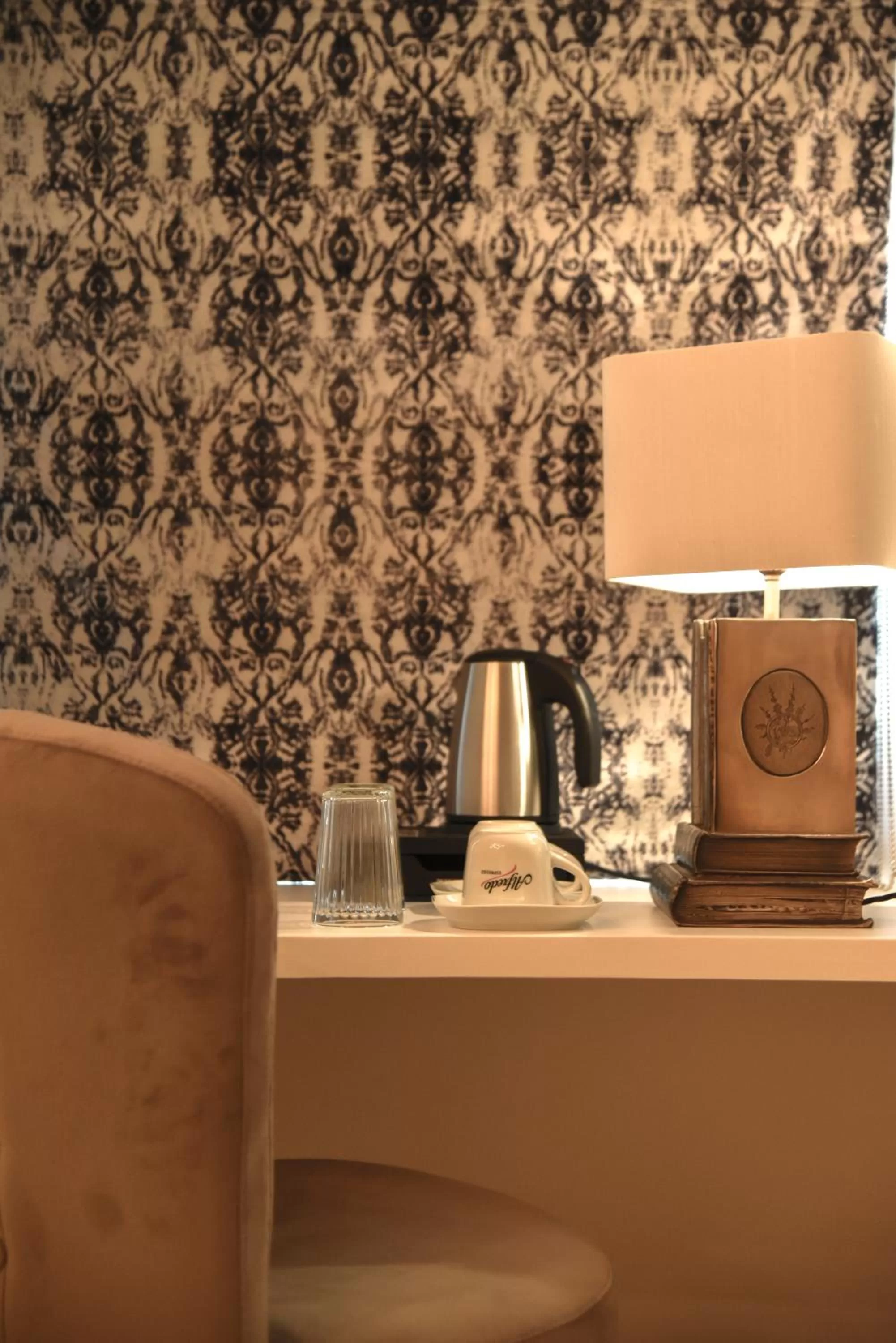 Standard Twin Room with Sea View in The Strand Hotel, the former residence of Oscar Wilde