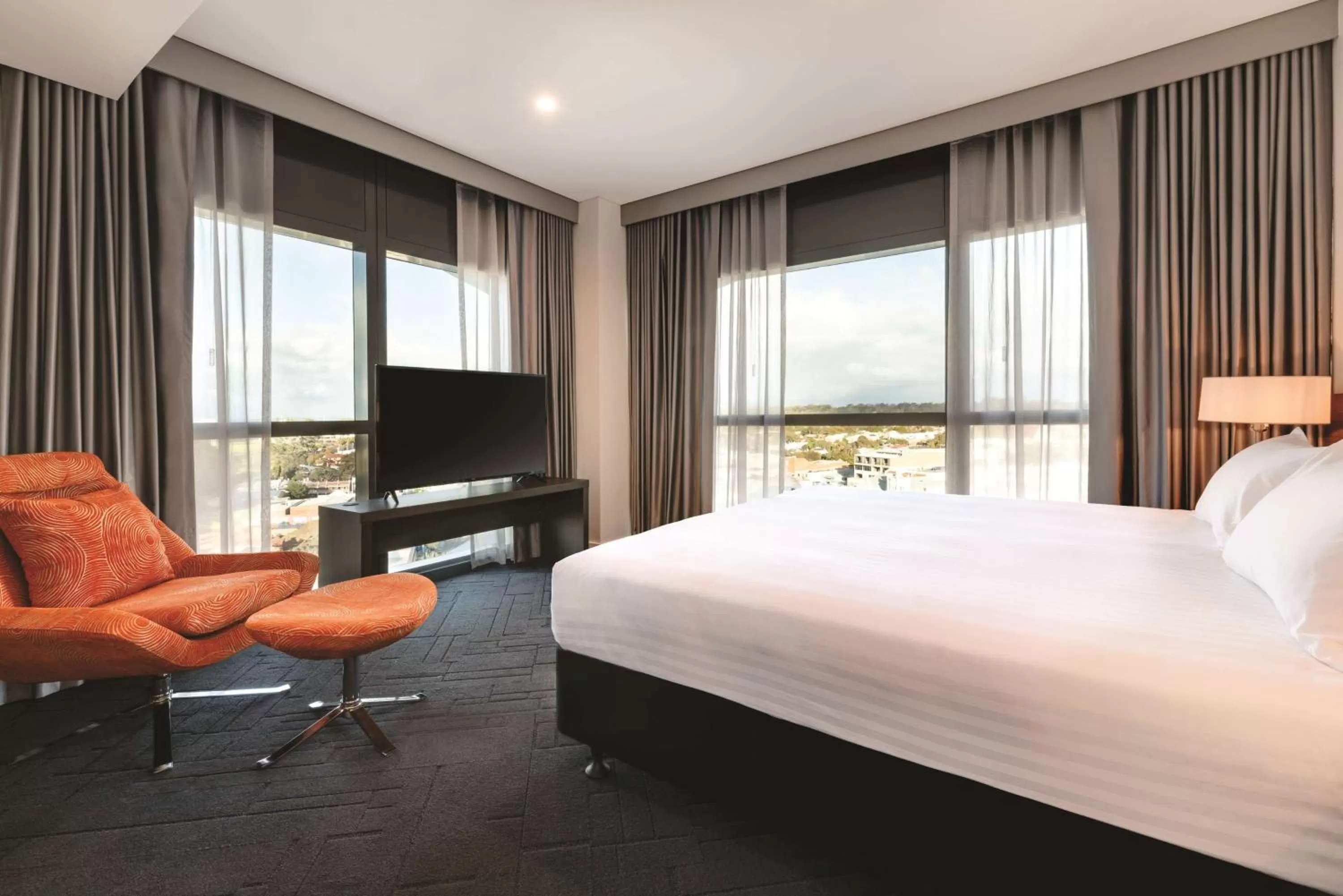Deluxe King Suite with City View in Vibe Hotel Subiaco Perth