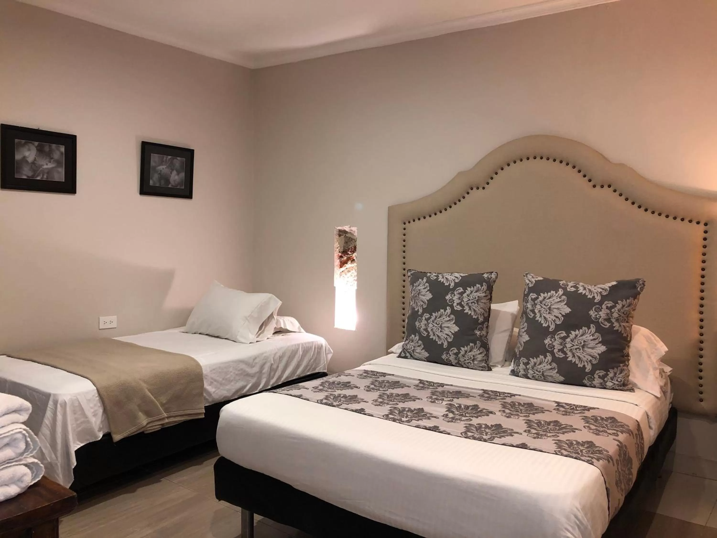 Deluxe Triple Room in Hotel Galeria la Trinidad