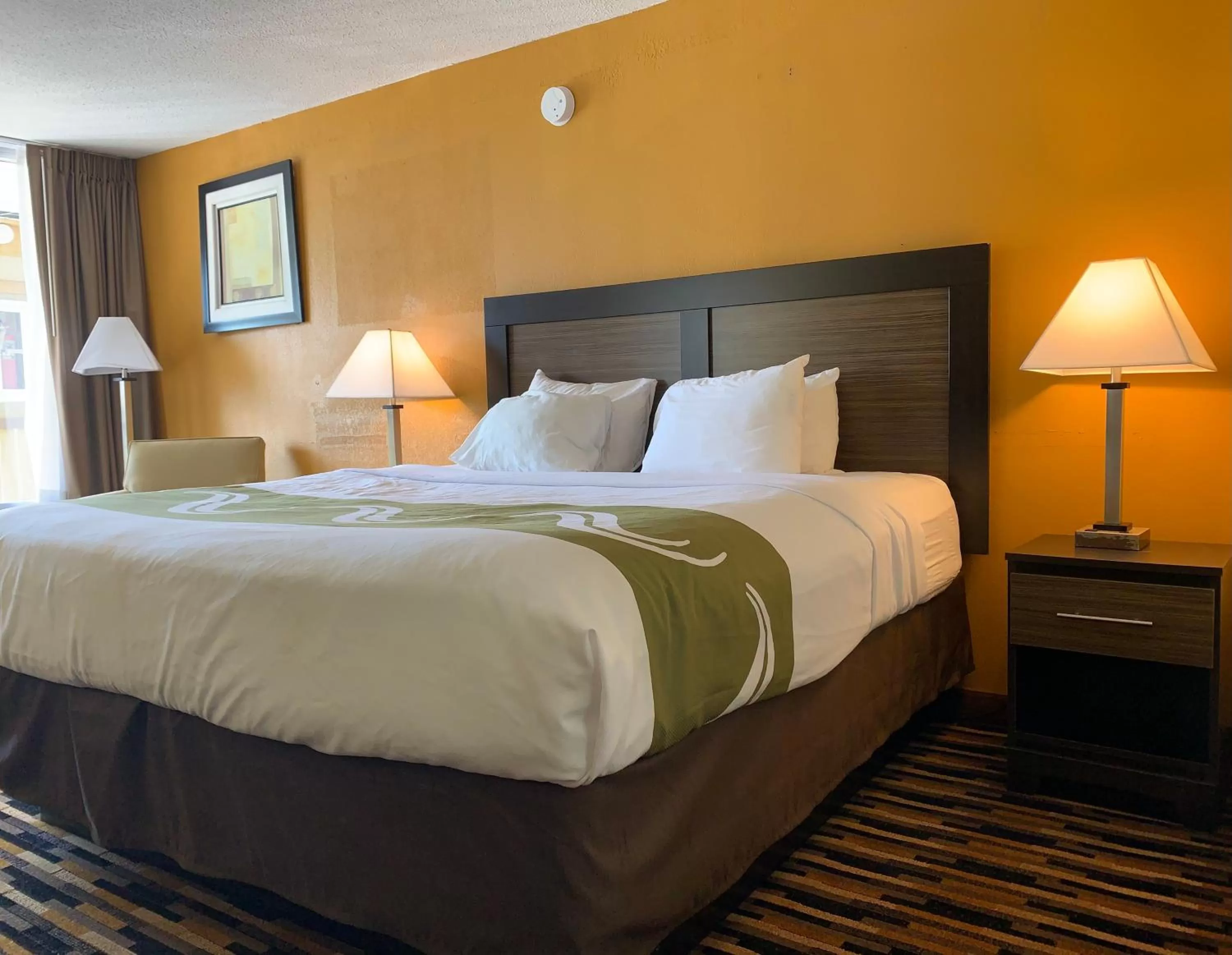 King Room - Non-Smoking in Quality Inn University Area