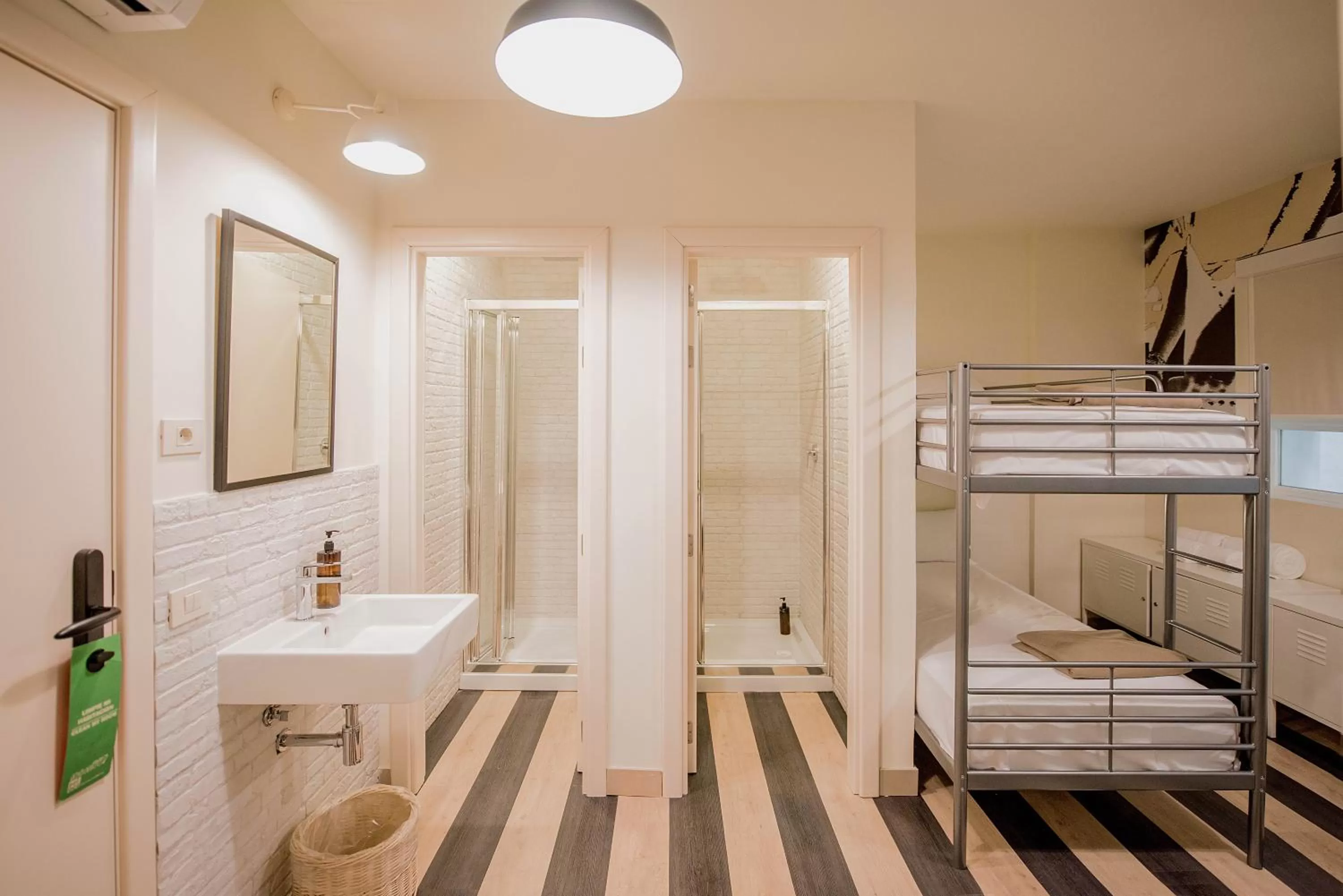 Quadruple Room in room Select Sol