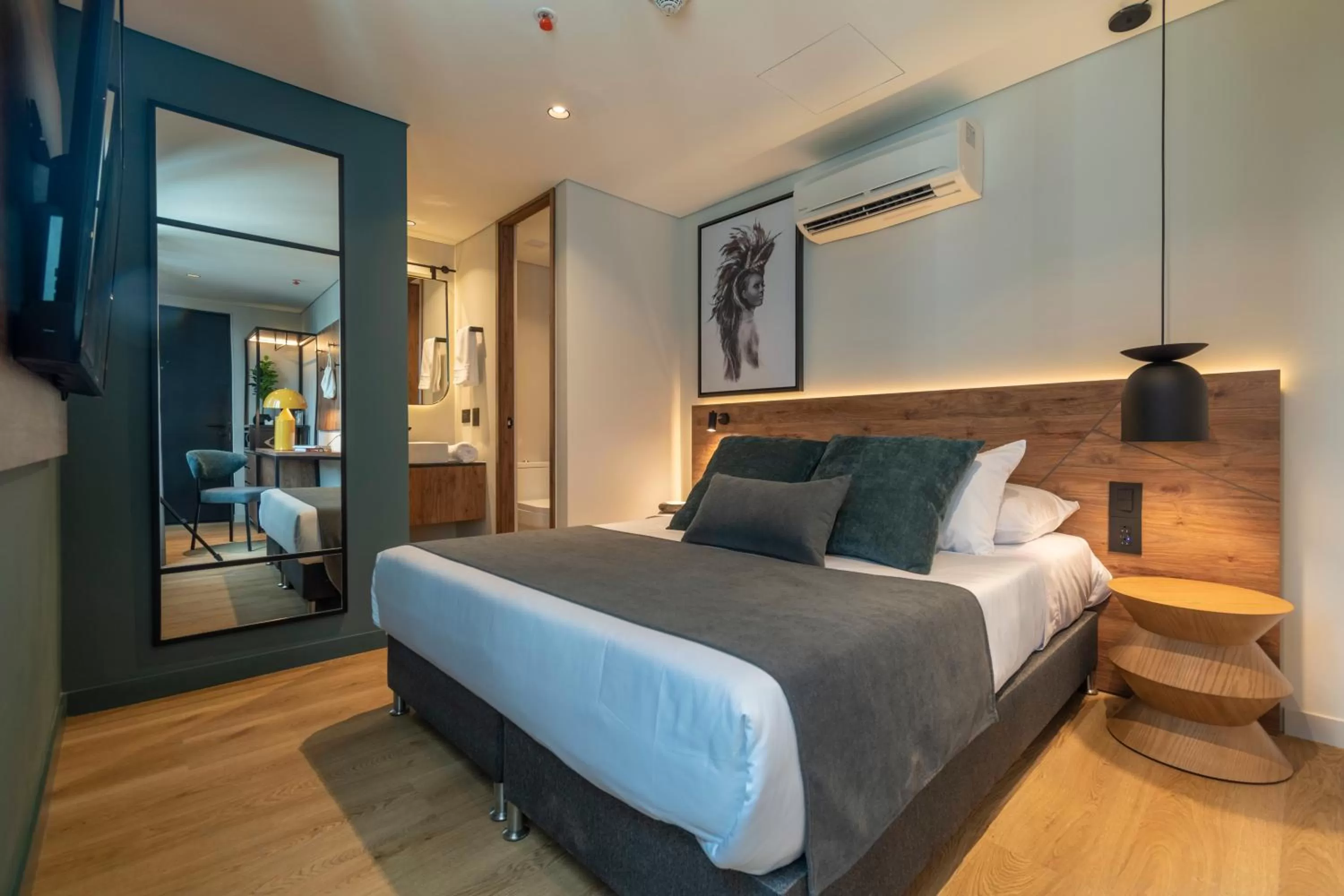 Superior Double Room in Hashtag 98 Hotel By Jalo