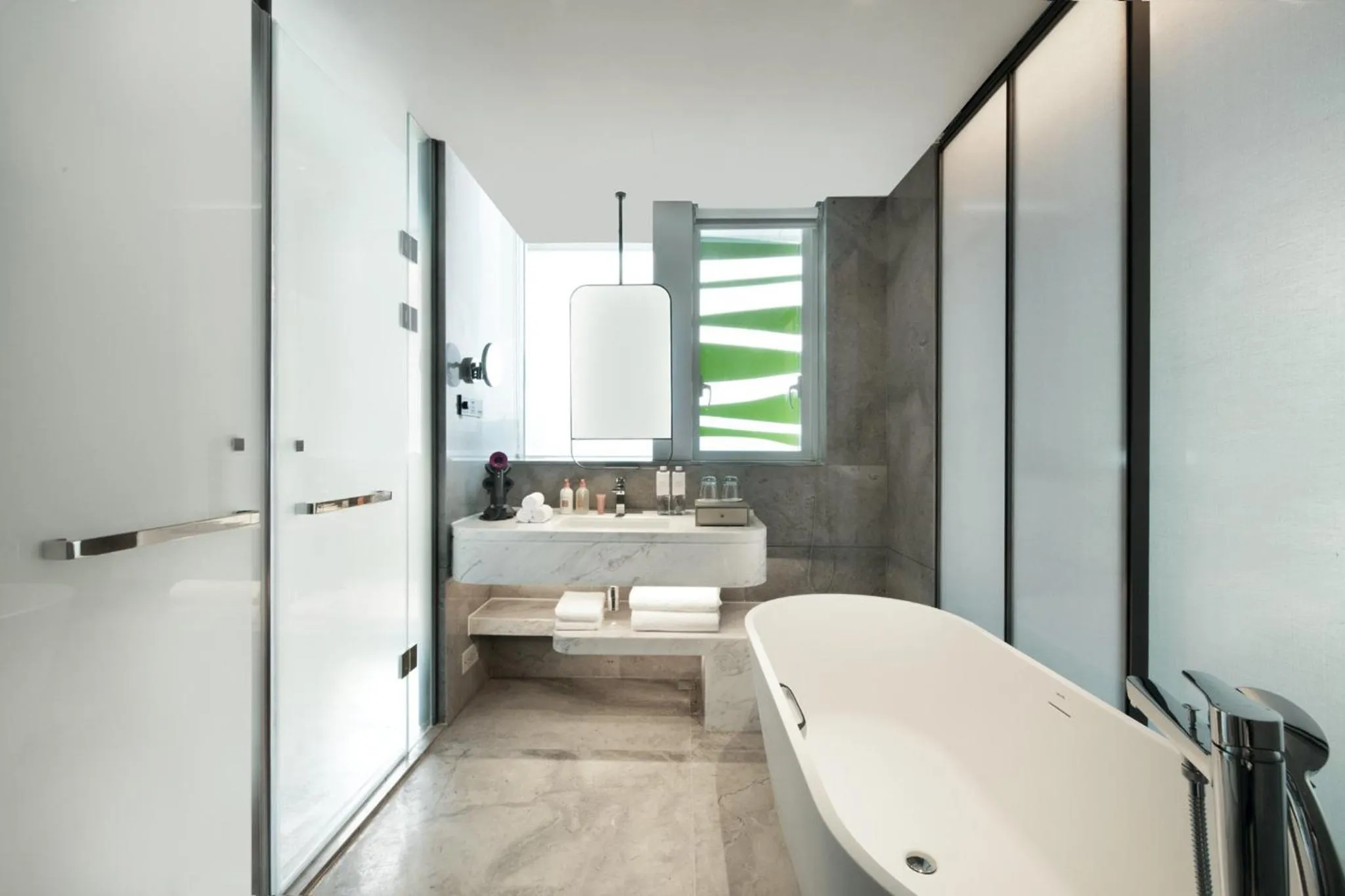 One-Bedroom Suite in Crowne Plaza Wuhan Optics Valley, an IHG Hotel