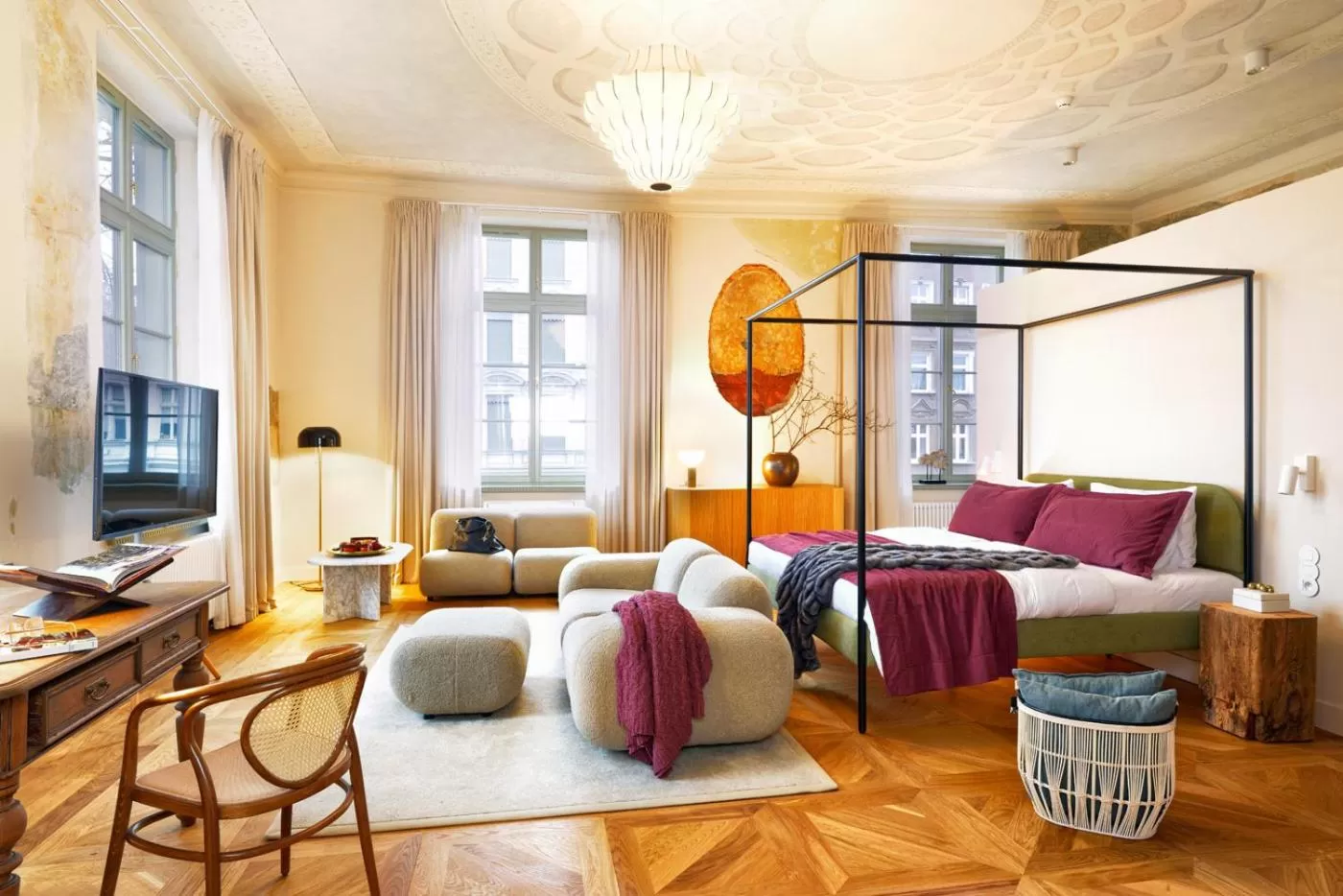 Superior Suite DWÓR UPHAGENA 1800 in ARCHE Dwór Uphagena Gdańsk