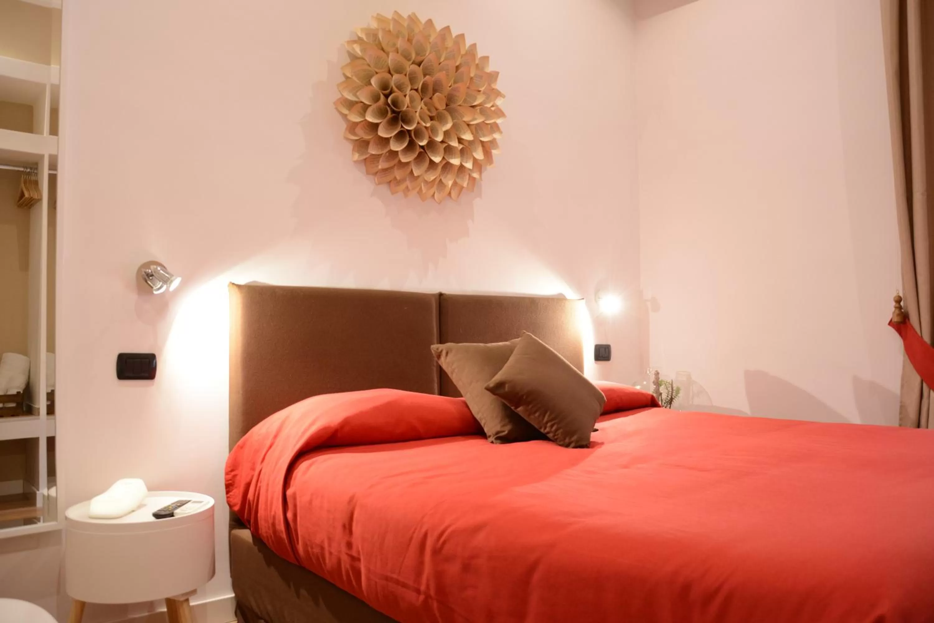One-Bedroom Suite with Private Bathroom in AFFITTACAMERE "B&B Grande Archivio Napoli"