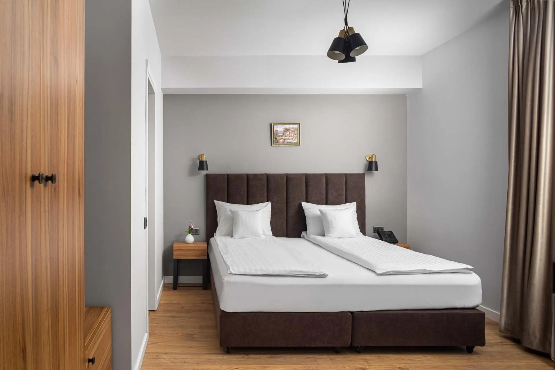 Superior Double or Twin Room with Balcony - single occupancy in Labirint Boutique Hotel - Central Location