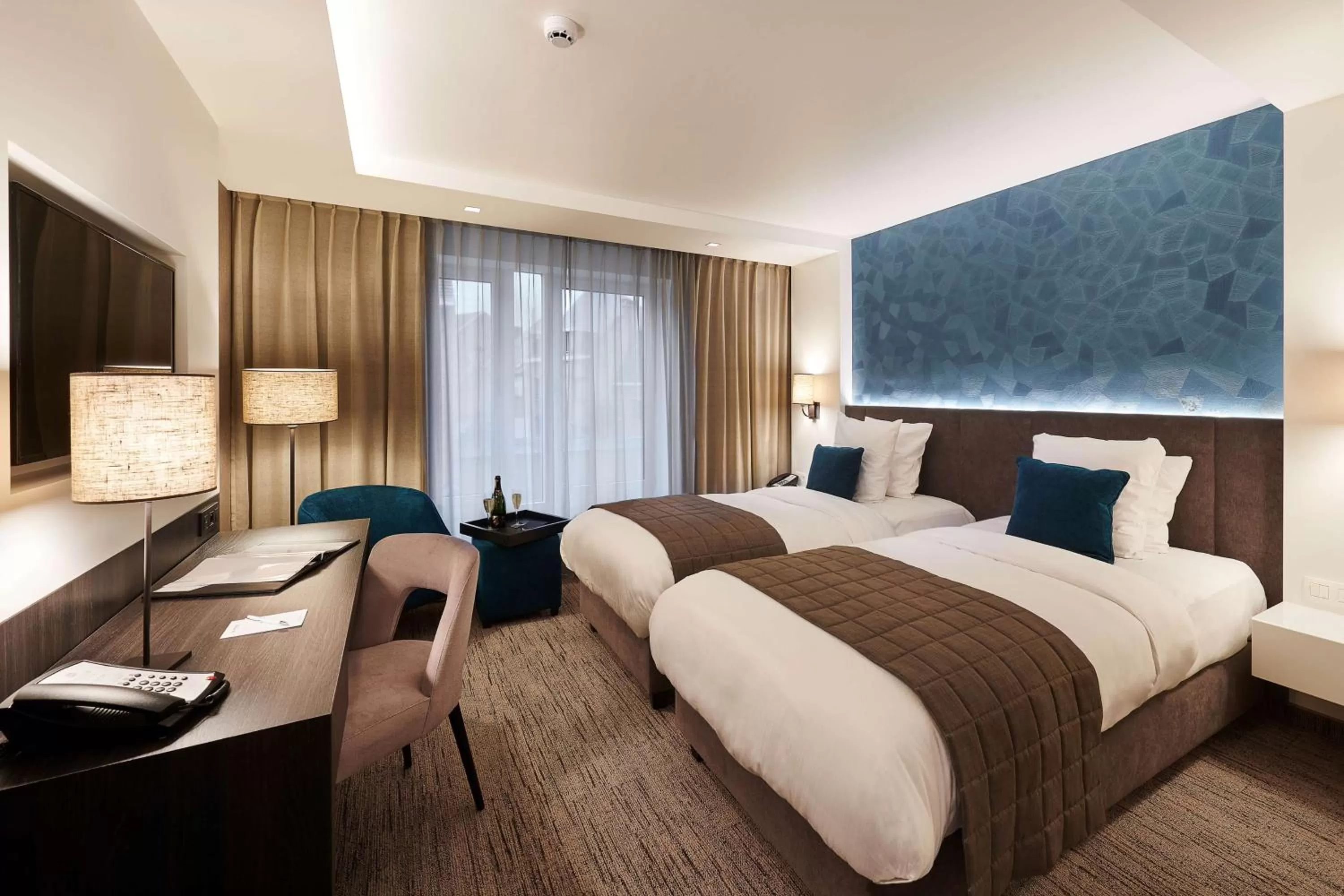 Deluxe Twin Room in Keizershof Hotel Aalst