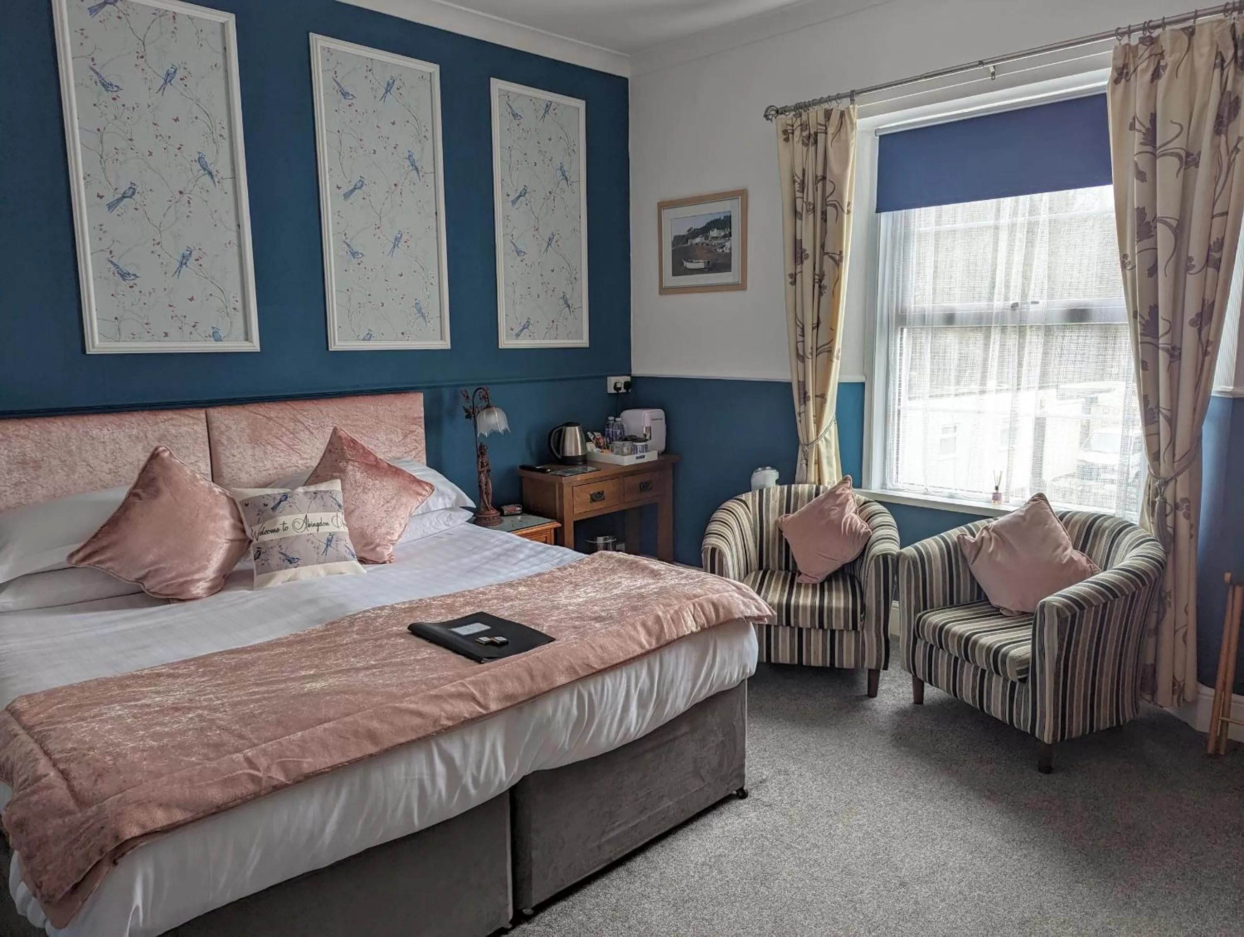 Deluxe King Room - single occupancy in Abingdon House