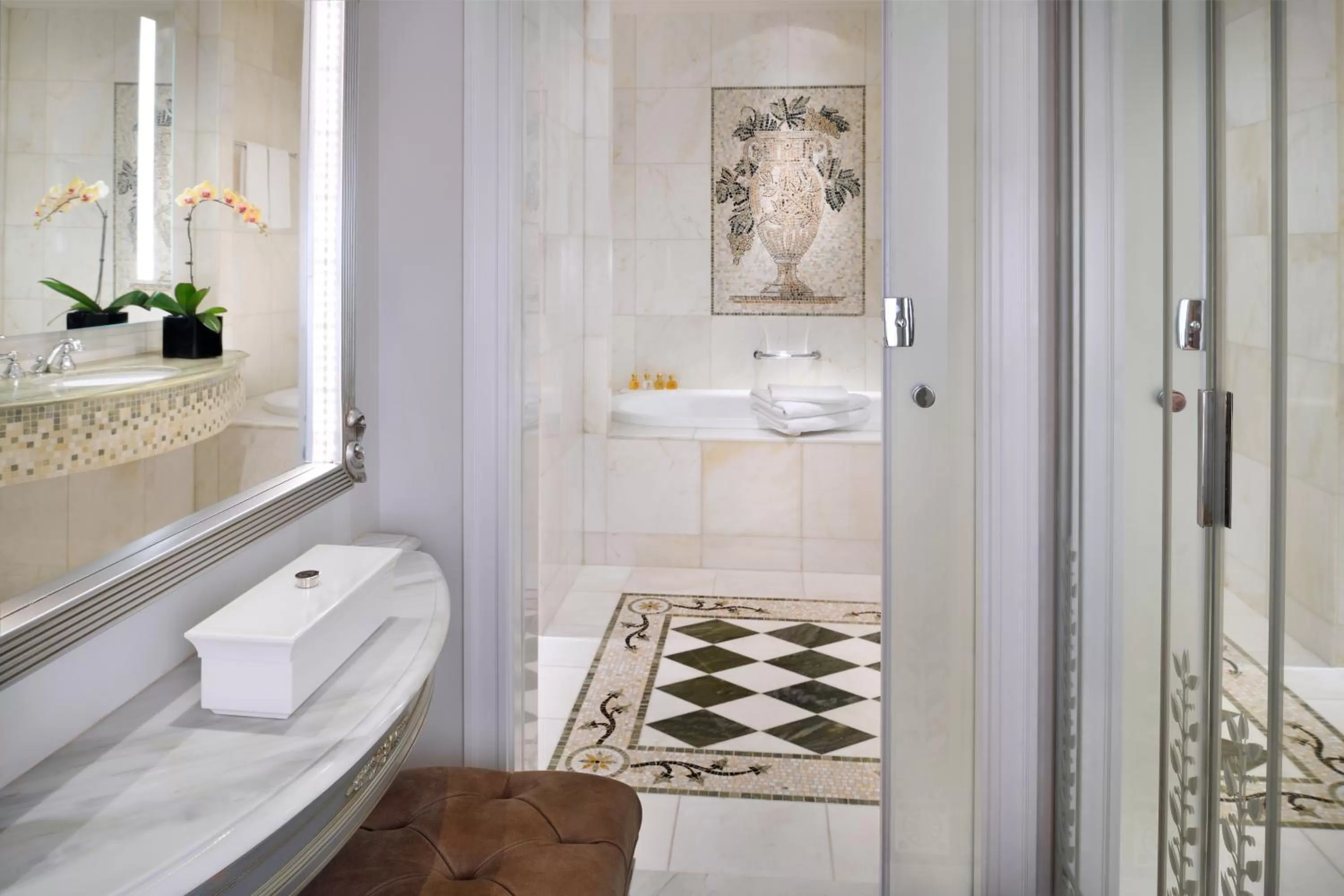 Deluxe Versace Room with City View  in Palazzo Versace Dubai