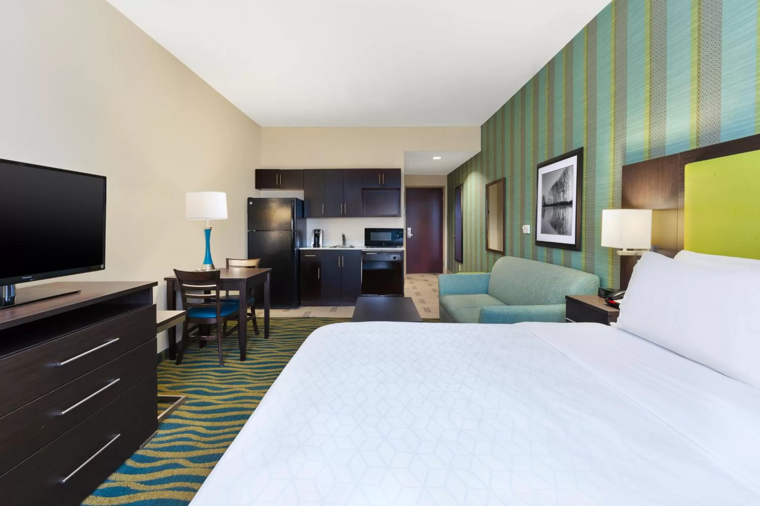 King Room with Sofa Bed in Holiday Inn Express & Suites Southport - Oak Island Area, an IHG Hotel