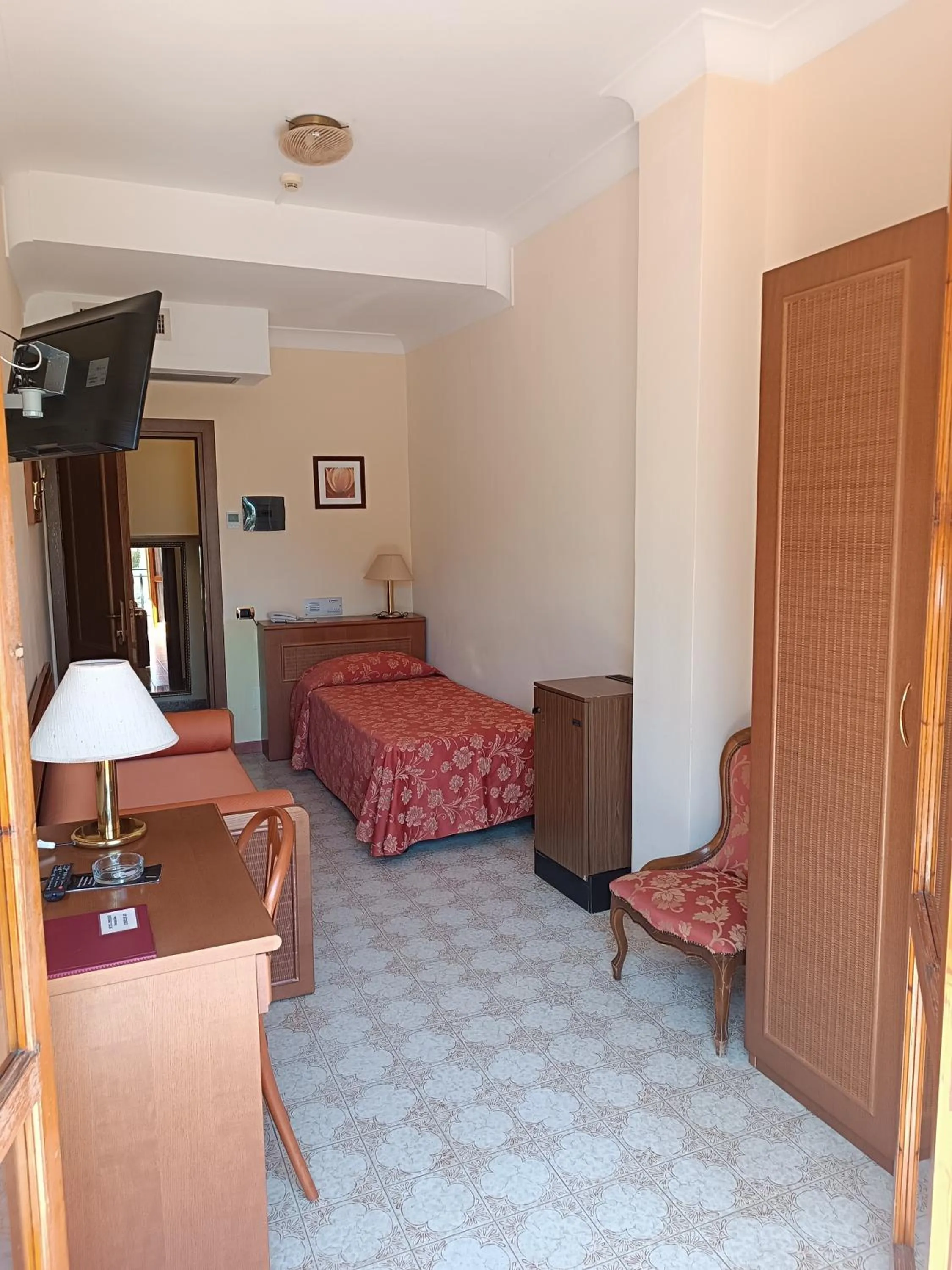 Single Room with Sea View in Hotel Ipanema