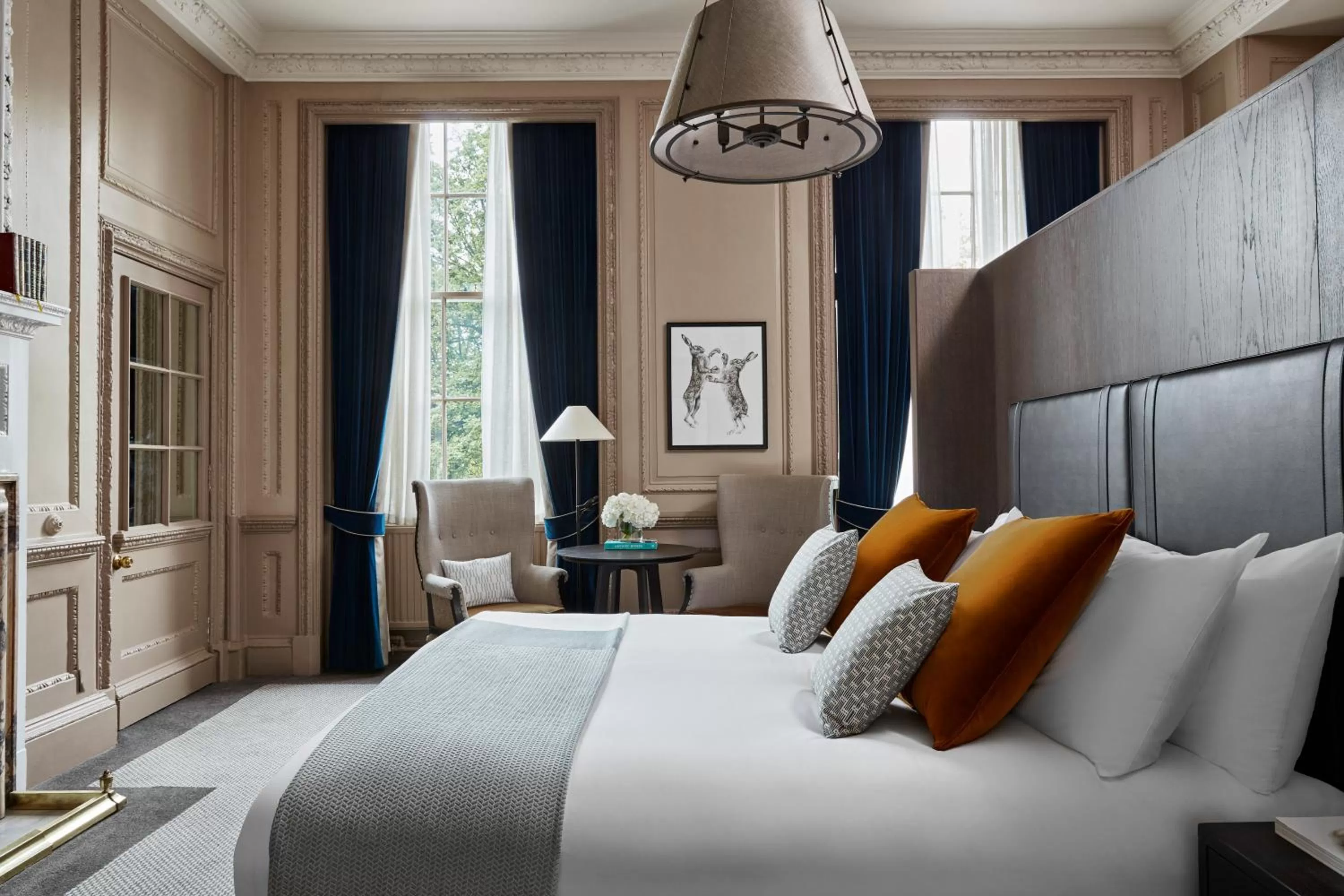 Studio Suite in Kimpton Charlotte Square by IHG