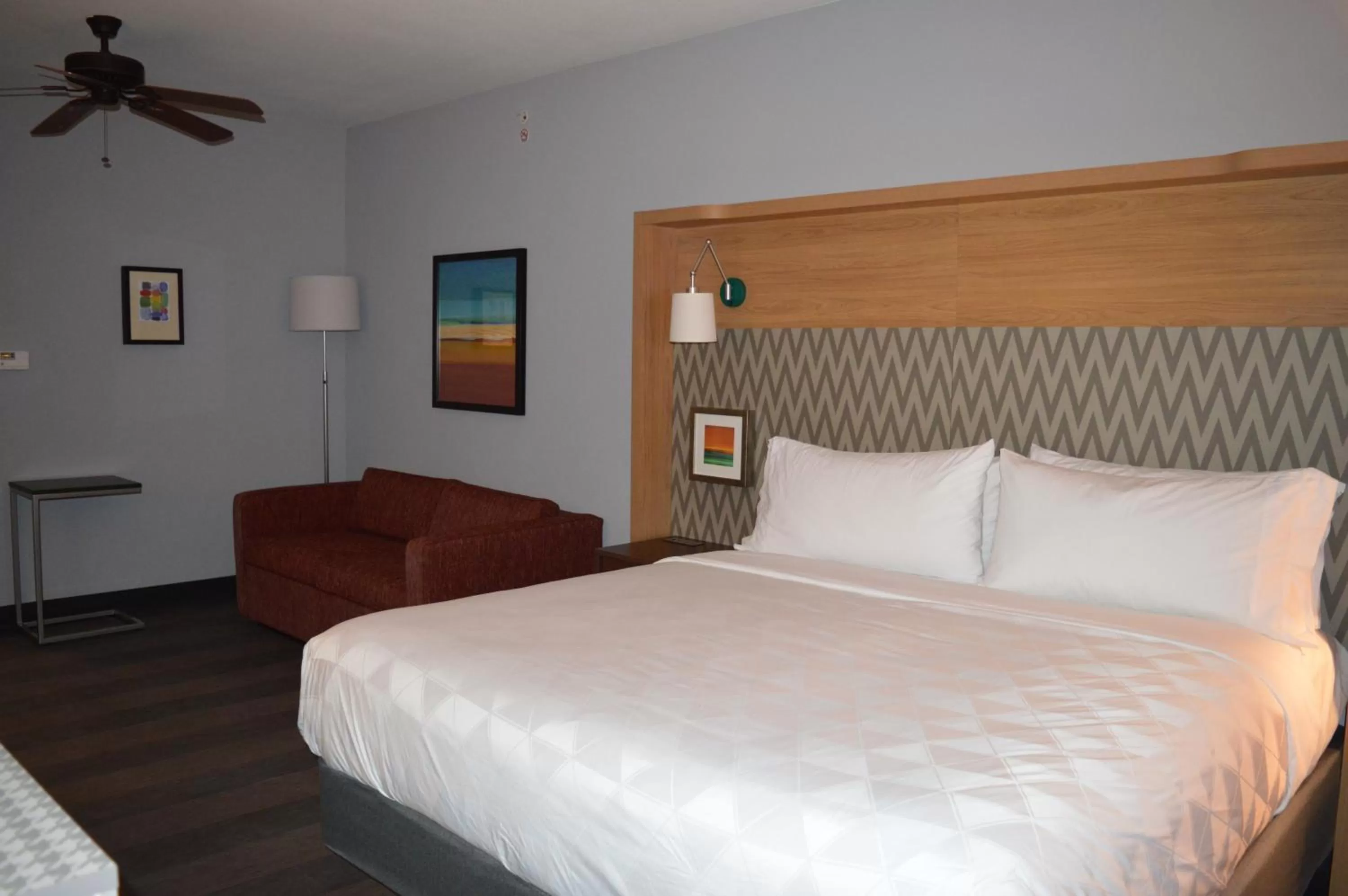 Premium Queen Room with Two Queens and One Sofa Bed in Holiday Inn Odessa by IHG