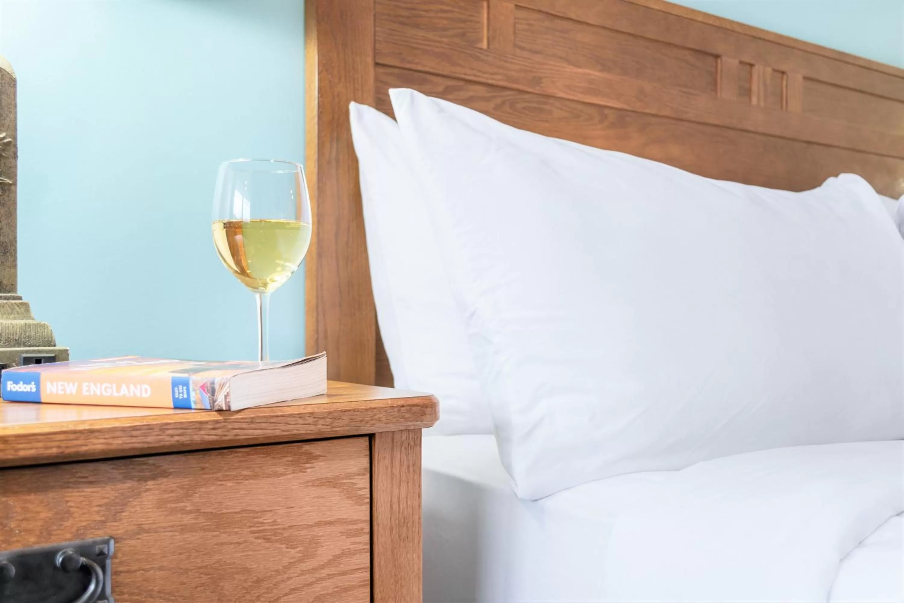 Deluxe King Room in Top Notch Inn