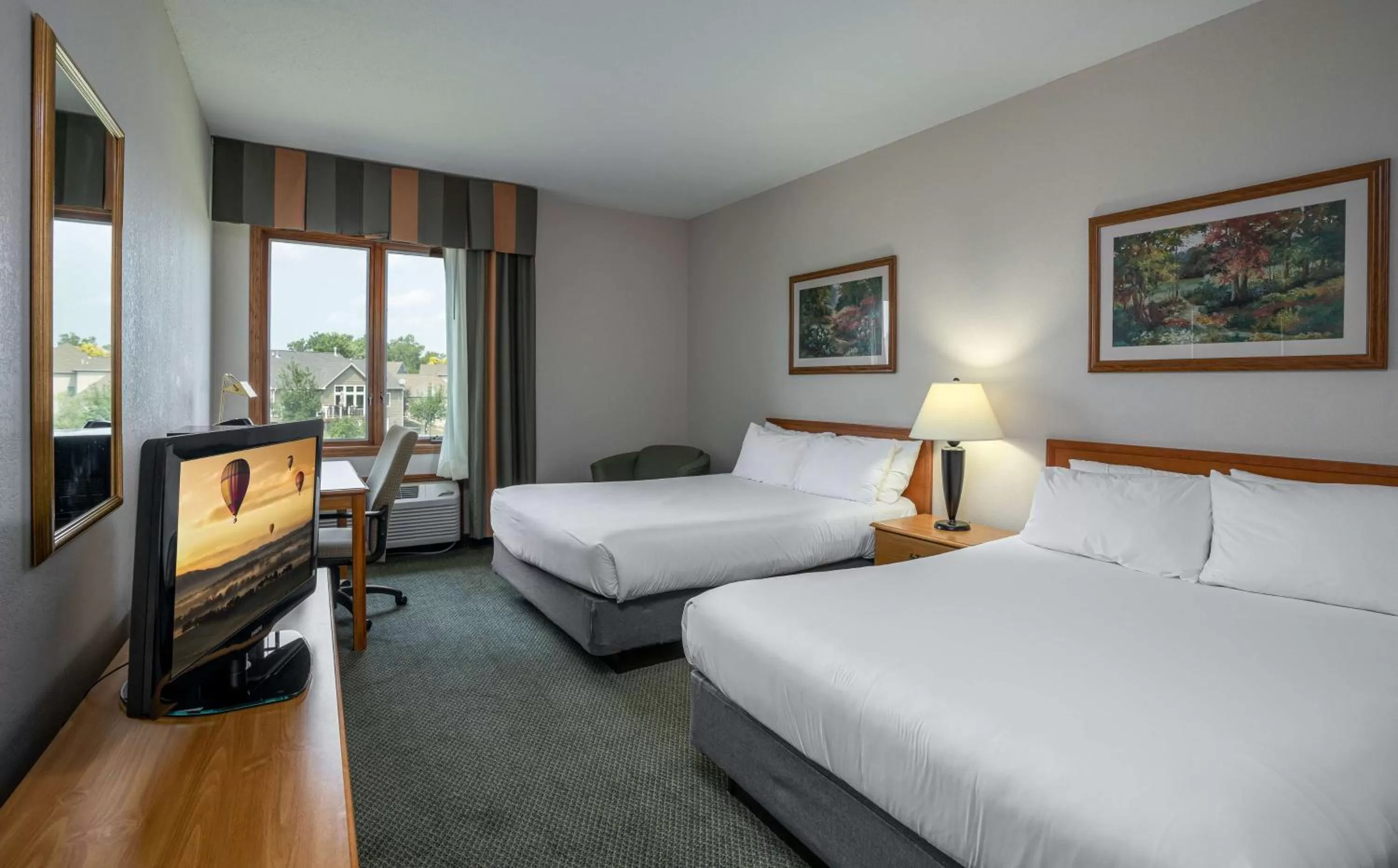 Standard  Room in Links Bos Landen Hotel & Spa of Pella, Trademark by Wyndham