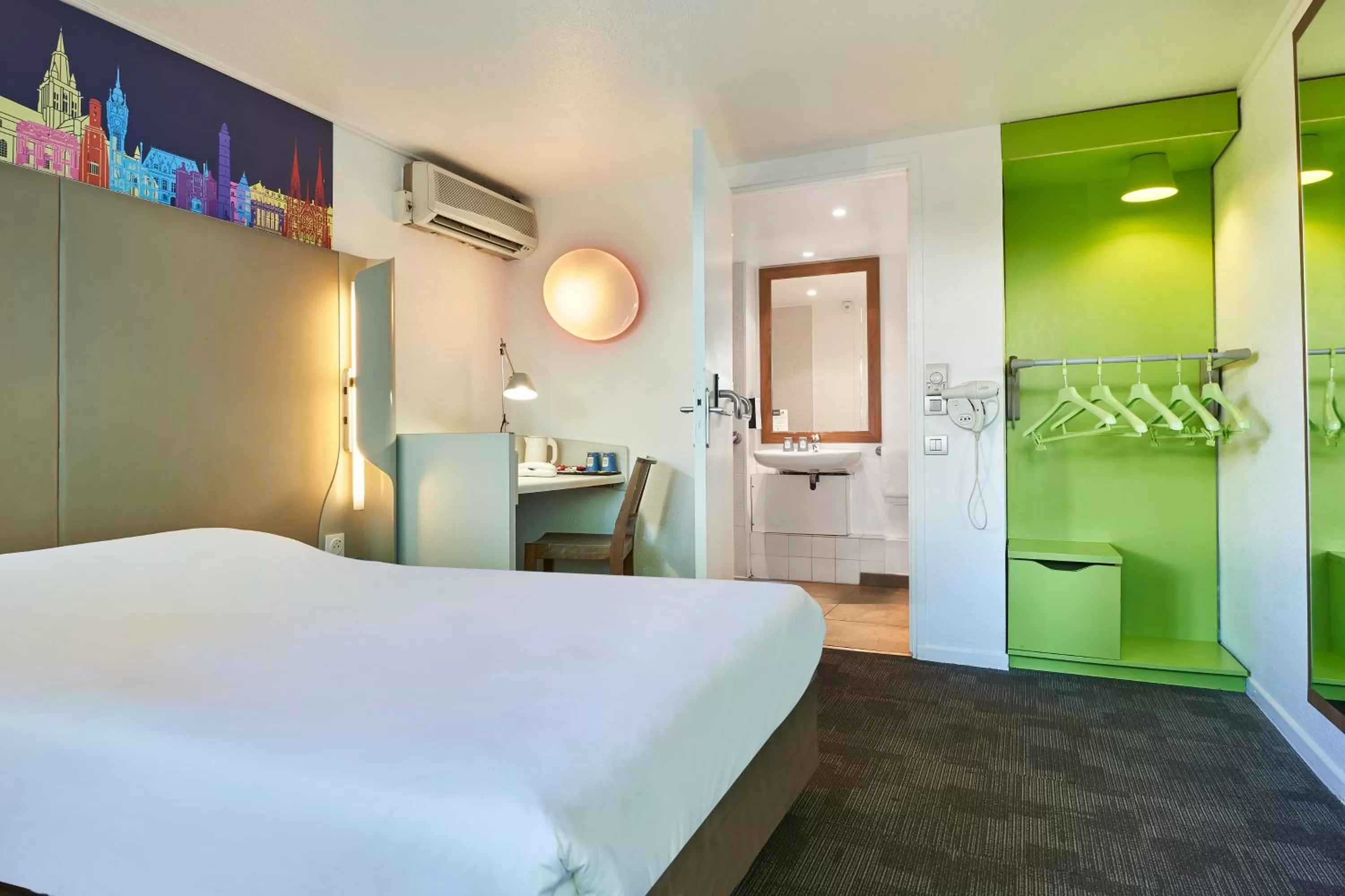 Double Room in Kyriad Brie-Comte-Robert