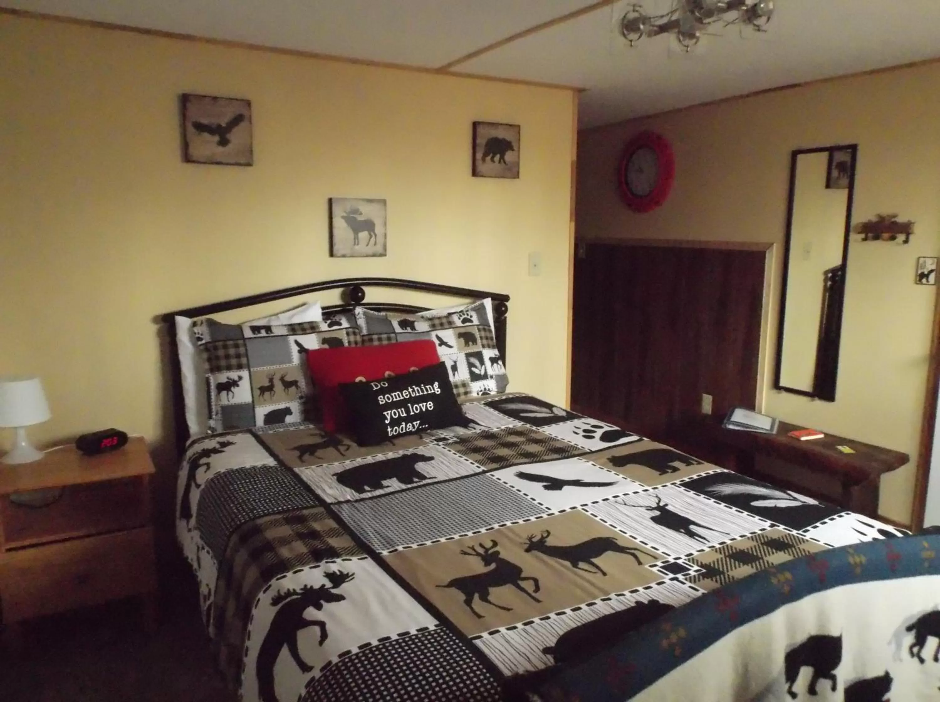 Standard Queen Room in Bed and Breakfast Comfy & Cozy