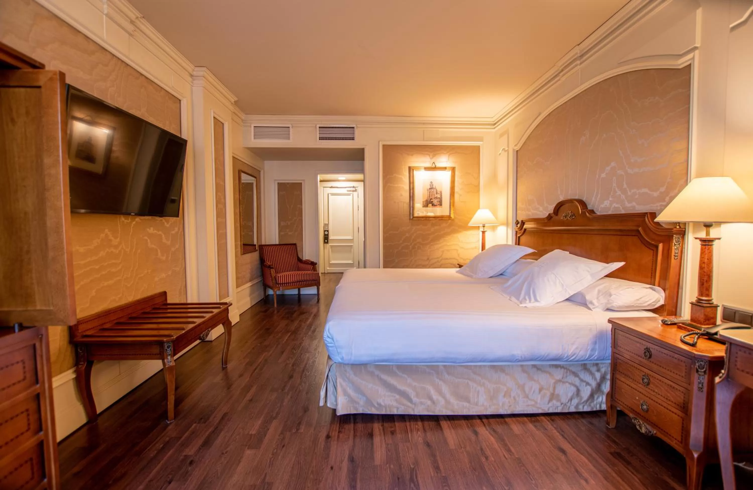 Deluxe Club in Hotel Sevilla Center