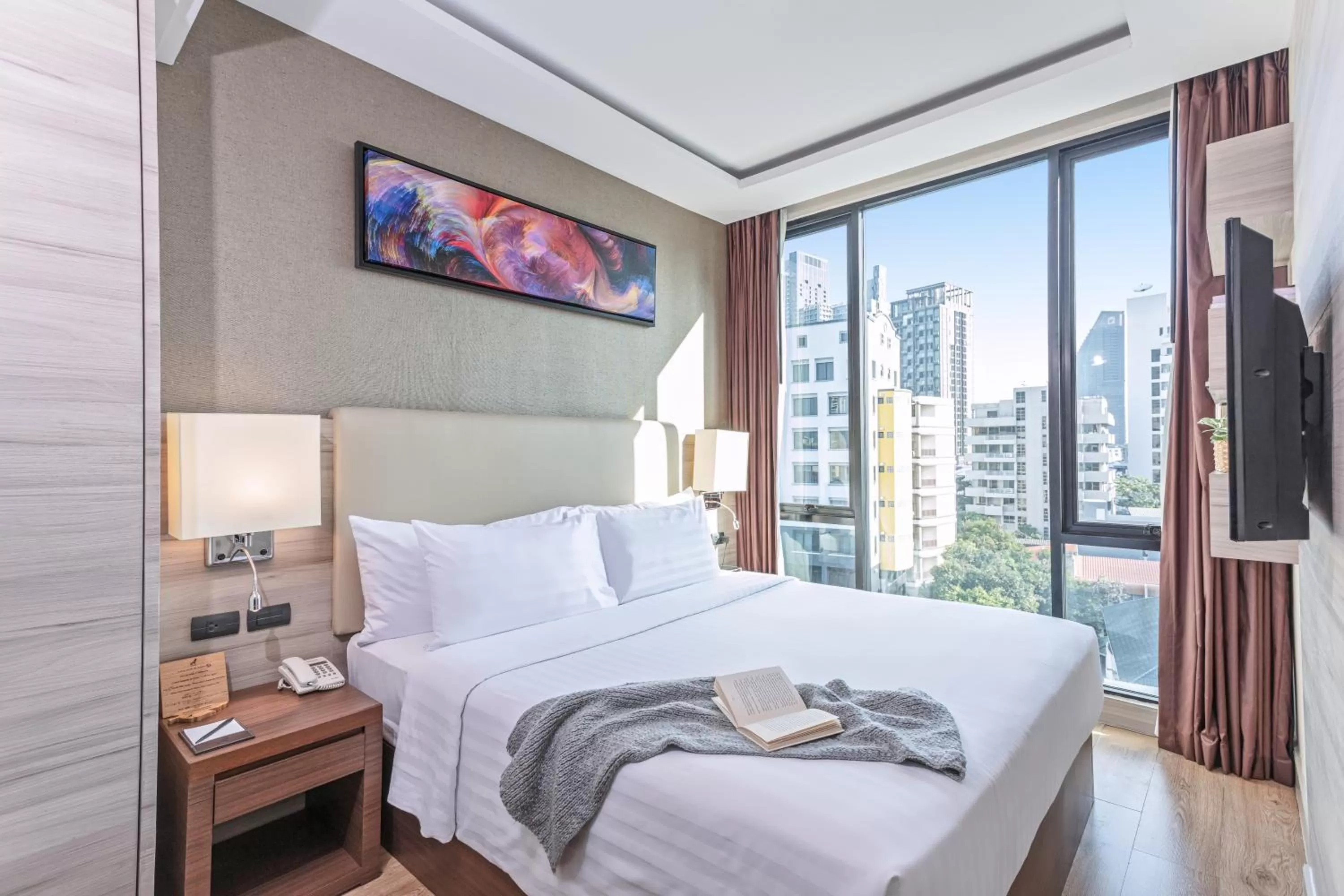 One-Bedroom Suite in Adelphi Forty-Nine