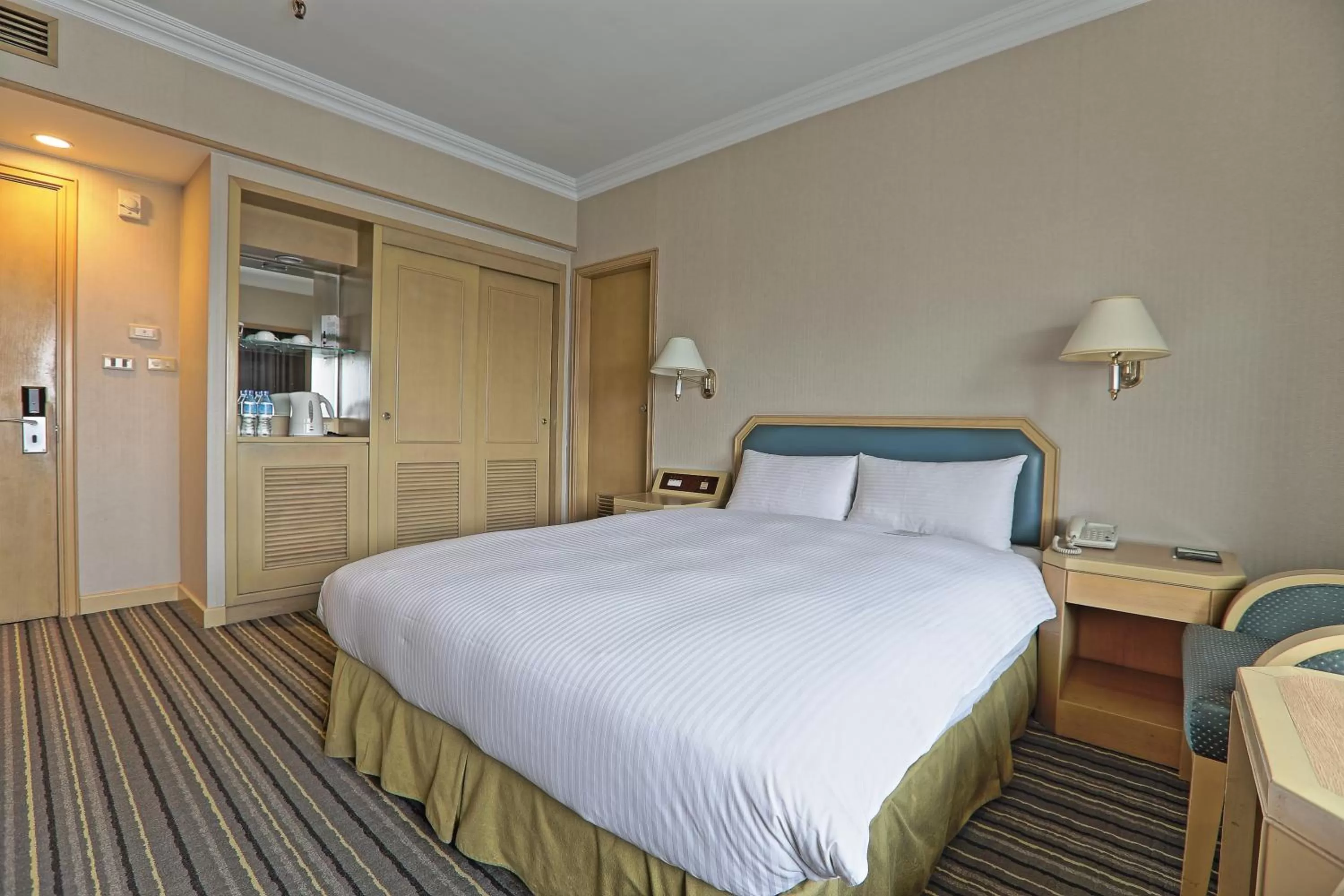 Standard Double Room in Santos Hotel