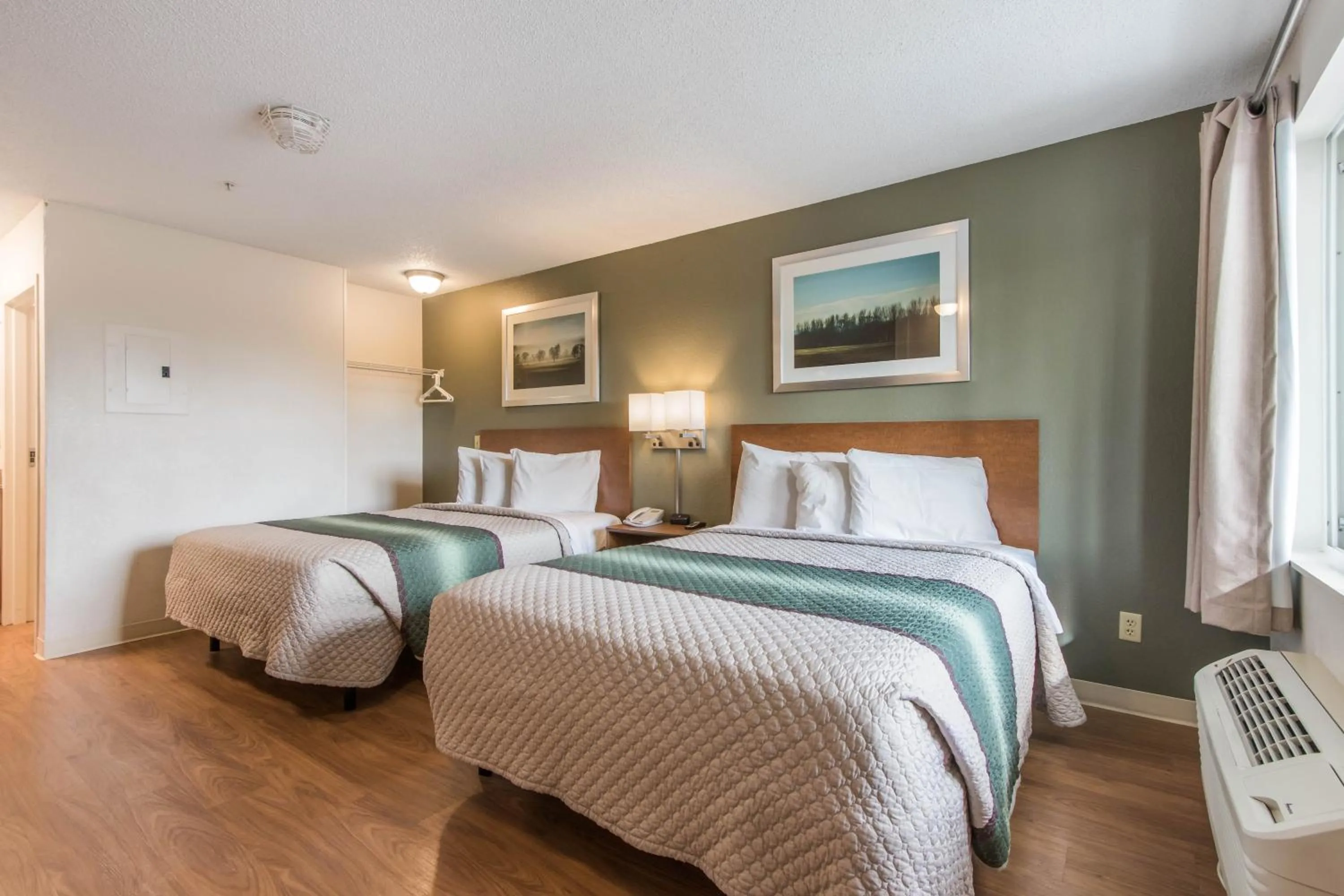 Studio Room with Two Queen Beds Non-Smoking in HomeTowne Studios by Red Roof Fort Lauderdale