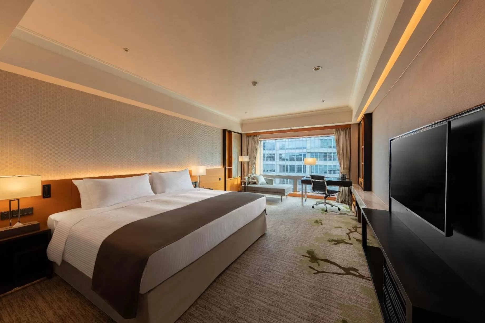 Superior King Room in Hotel Metropolitan Premier Taipei