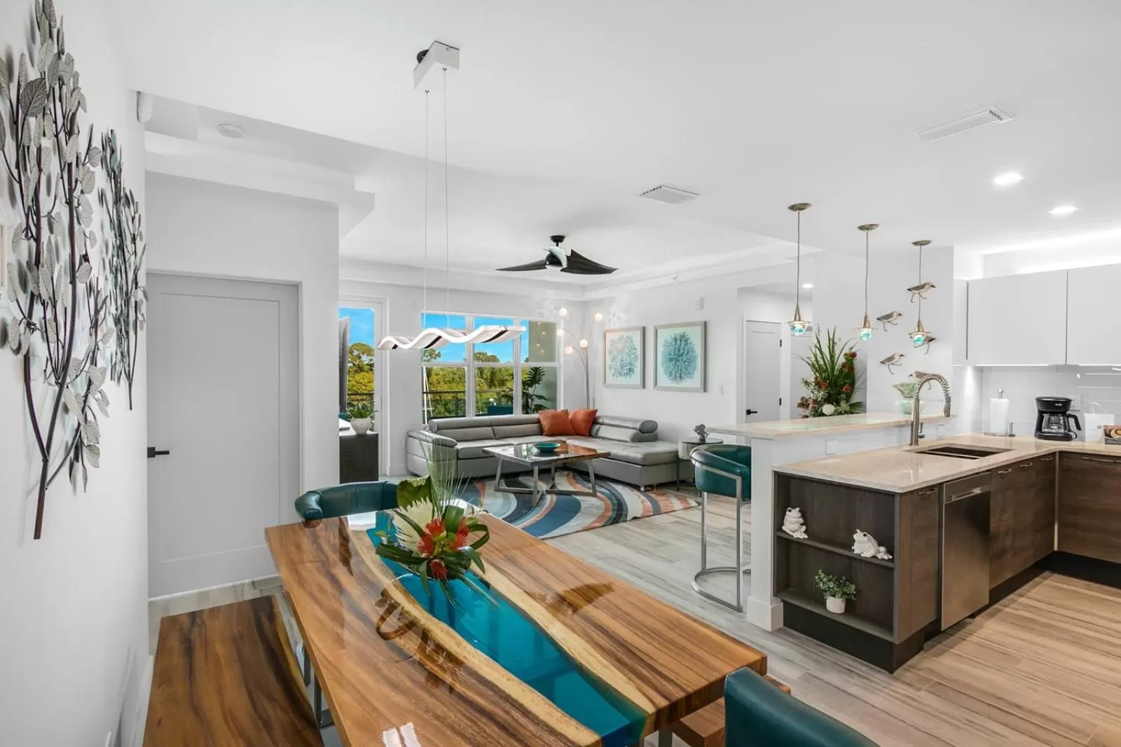 Three-Bedroom Villa in Cape Crossing Resort & Marina