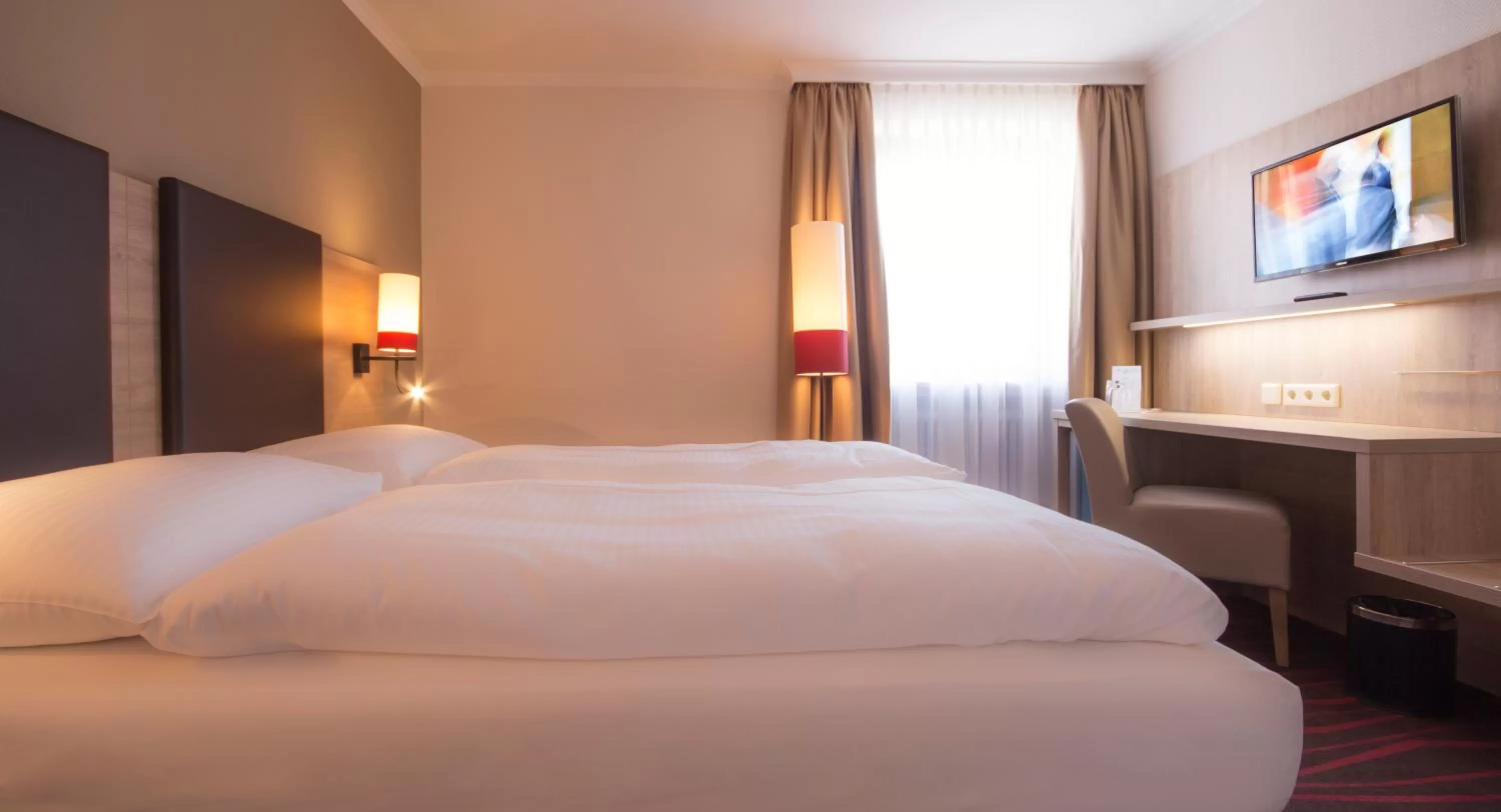 Standard Double Room (no air-condition) in Europäischer Hof