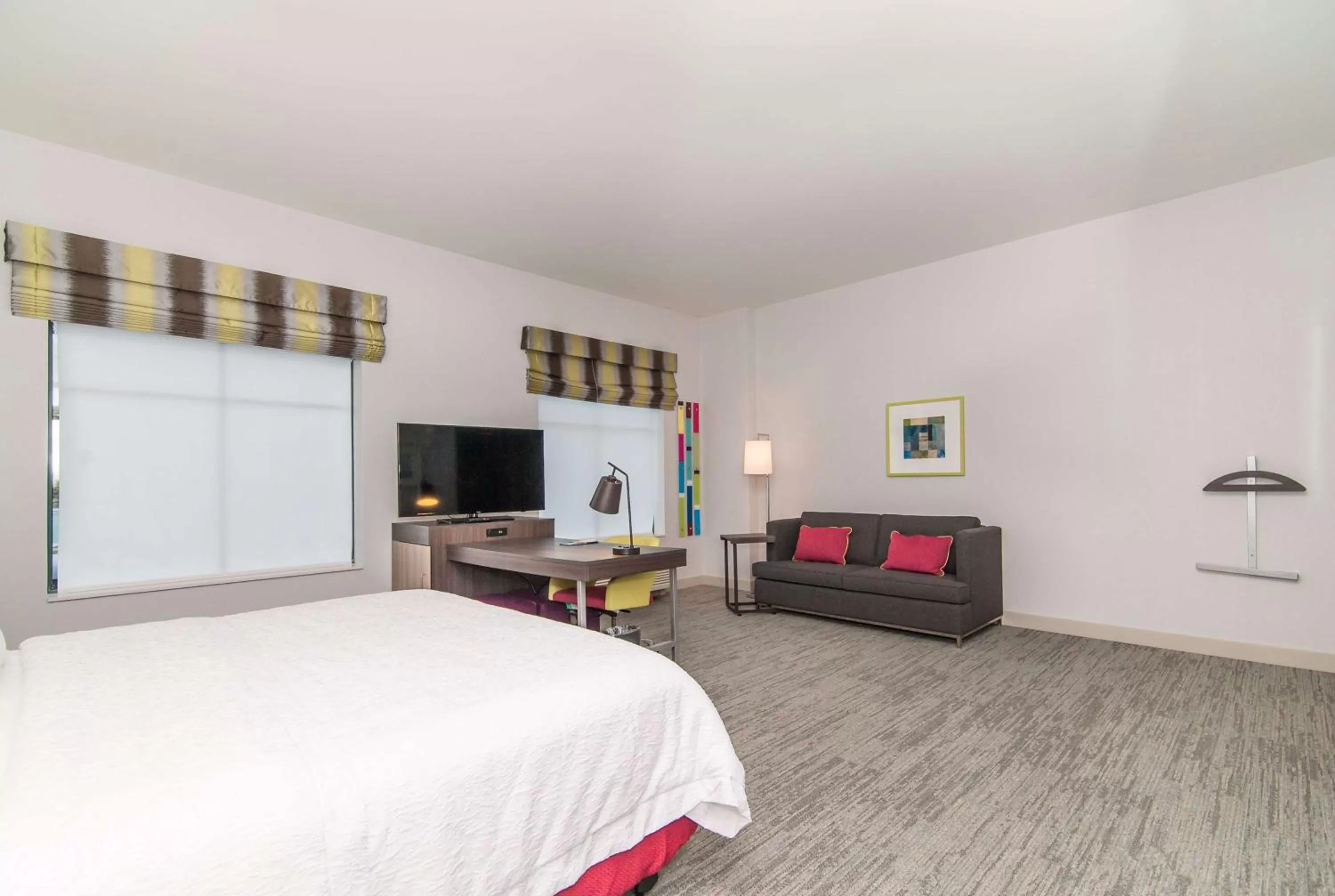 King Studio Suite - Mobility Access/Non-Smoking in Hampton Inn Norwich