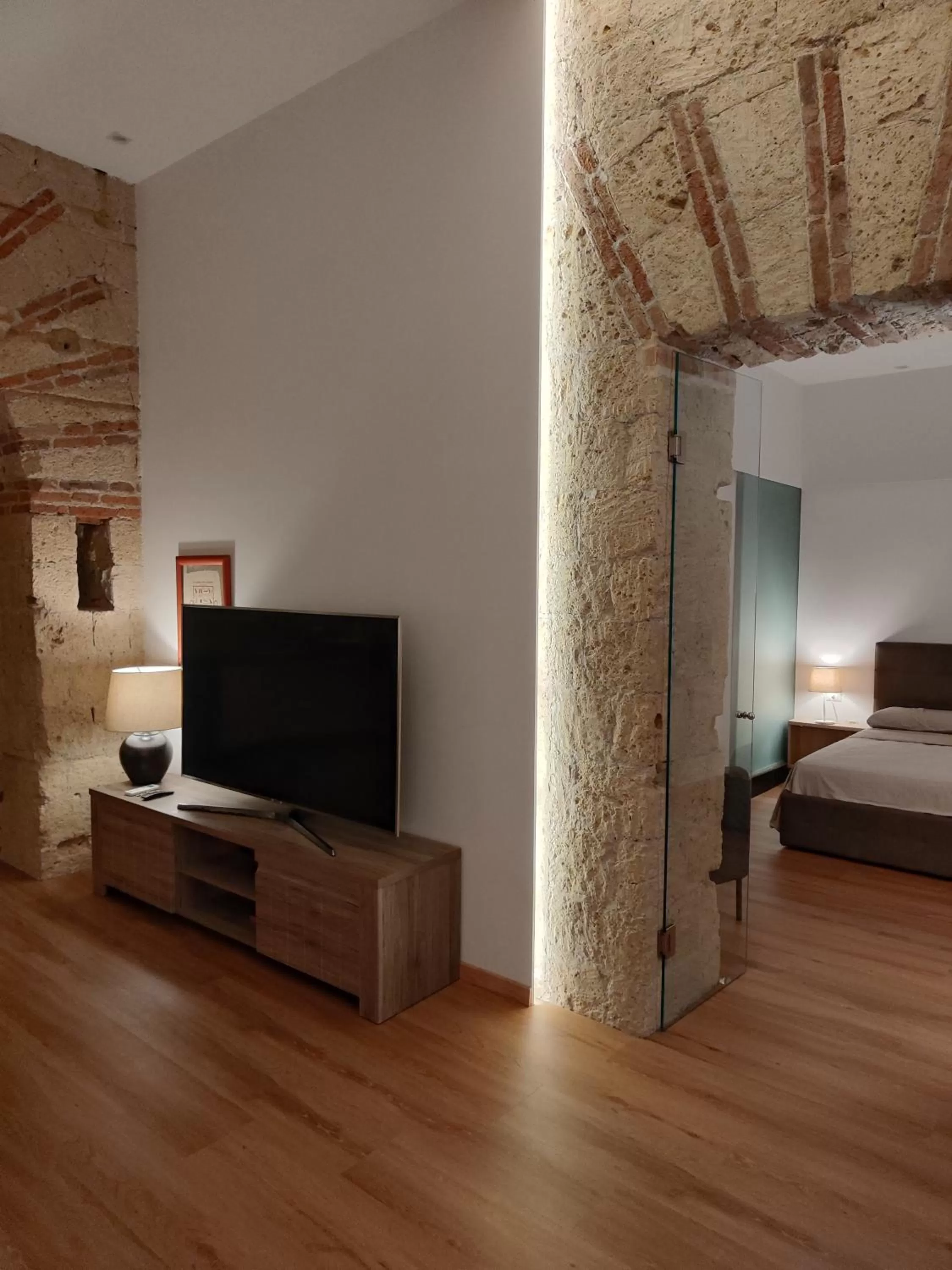 Deluxe Apartment in Ideal City Walk