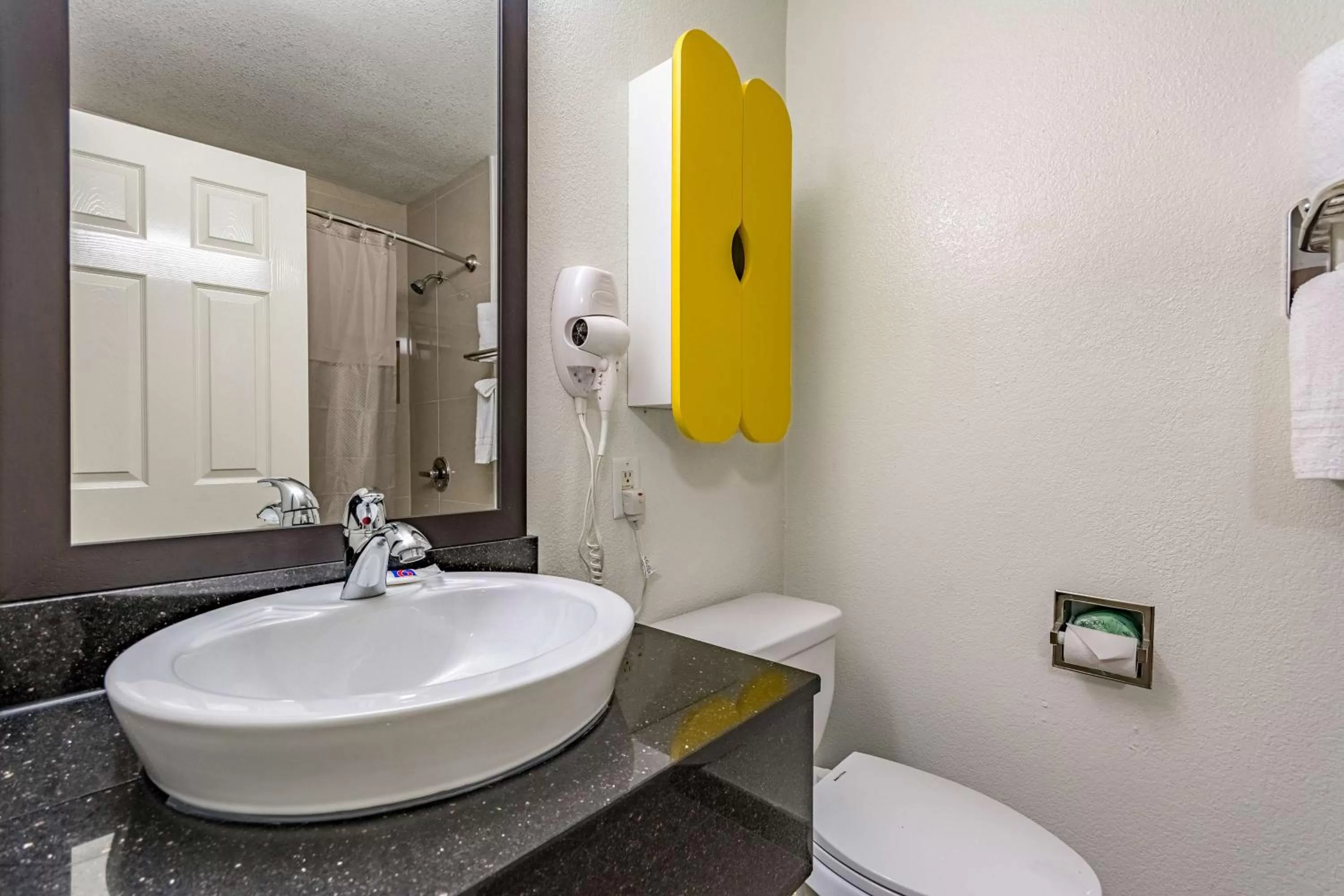 Deluxe King Suite - single occupancy - Non-Smoking in Studio 6-Dallas, TX