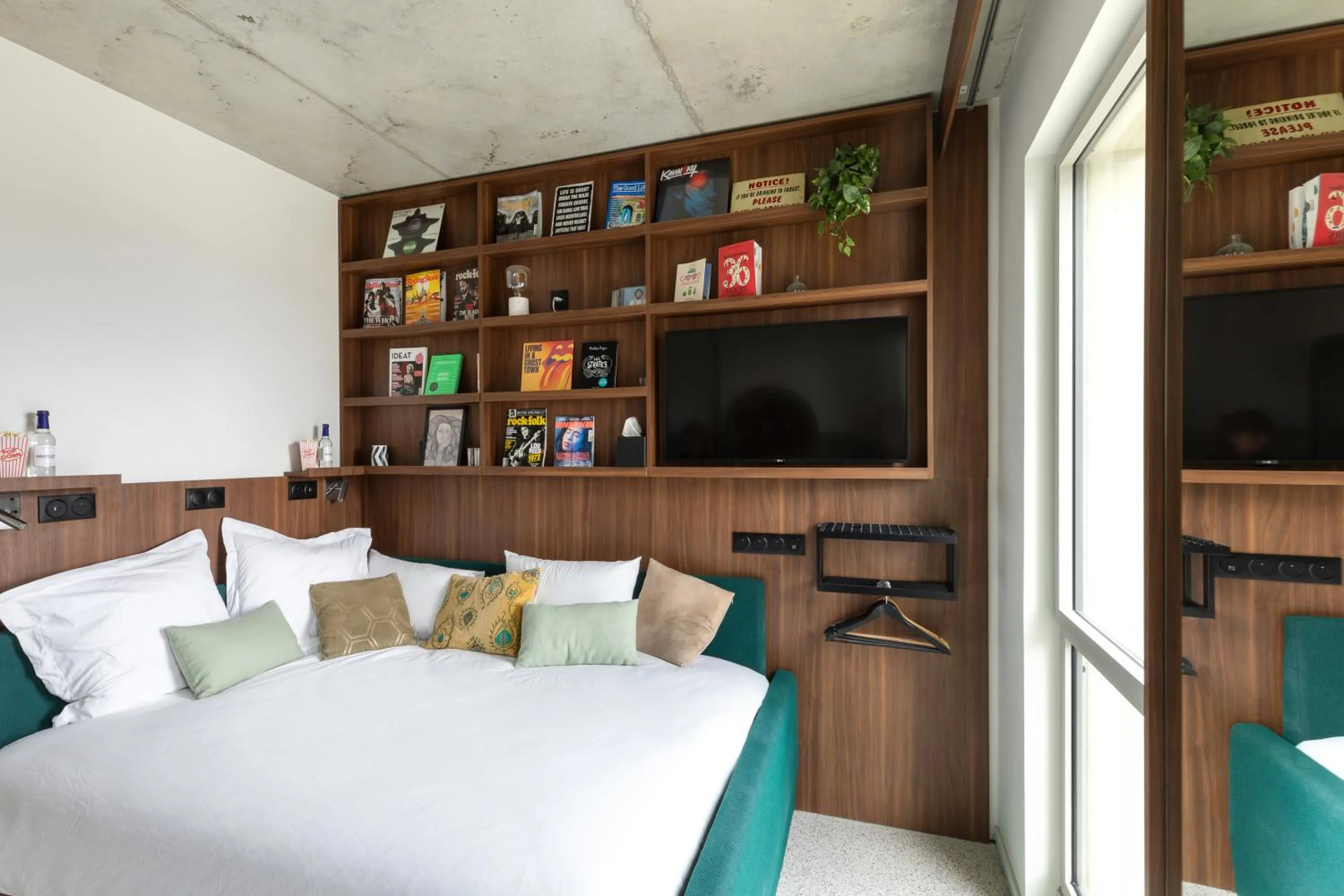 JOST SIGNATURE - Standard Room in JOST Hôtel Bordeaux Centre Gare Saint Jean