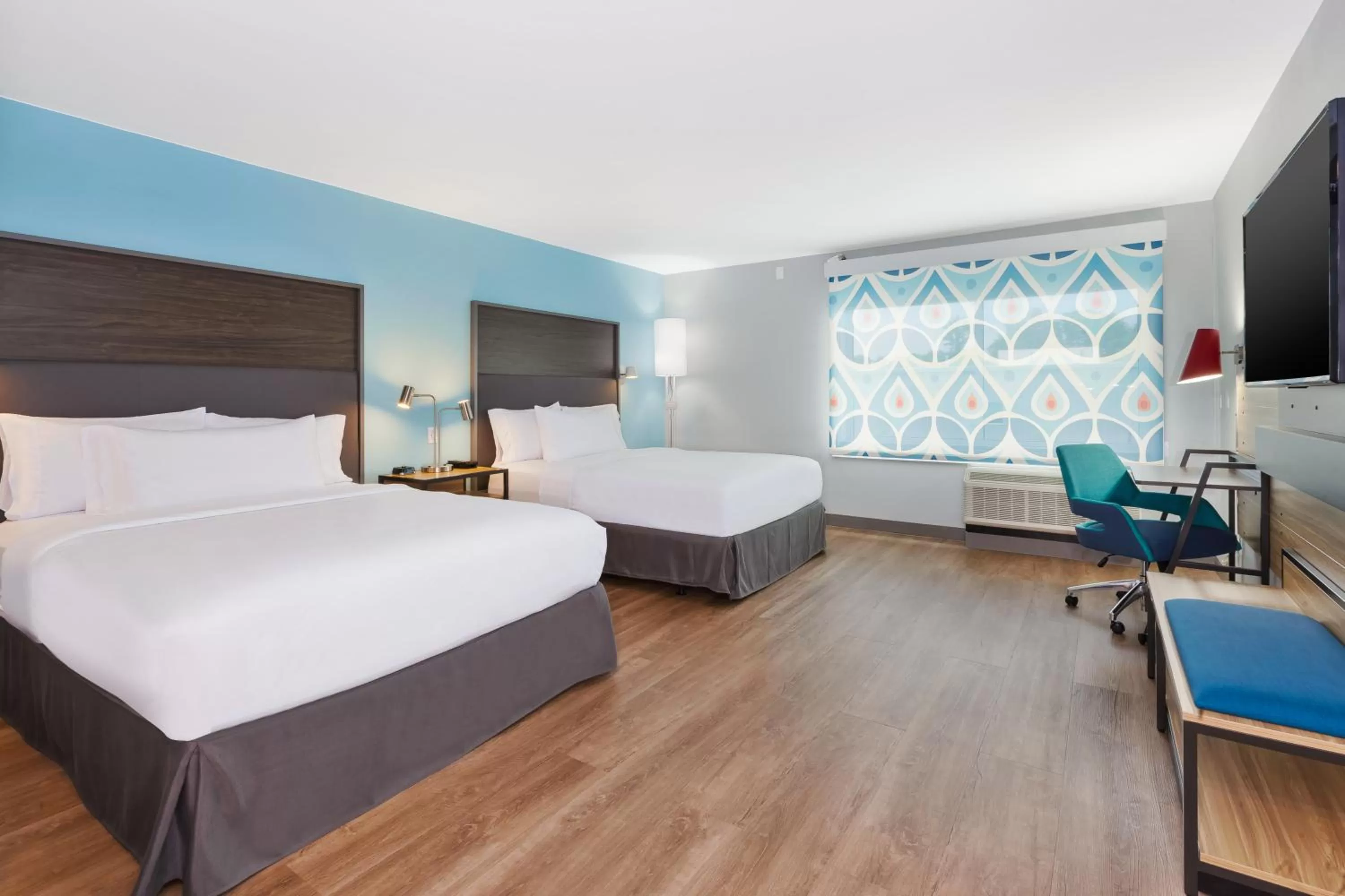 Queen Room with Two Queen Beds and Roll-In Shower - Mobility Access in Tru By Hilton Comstock Park Grand Rapids, MI