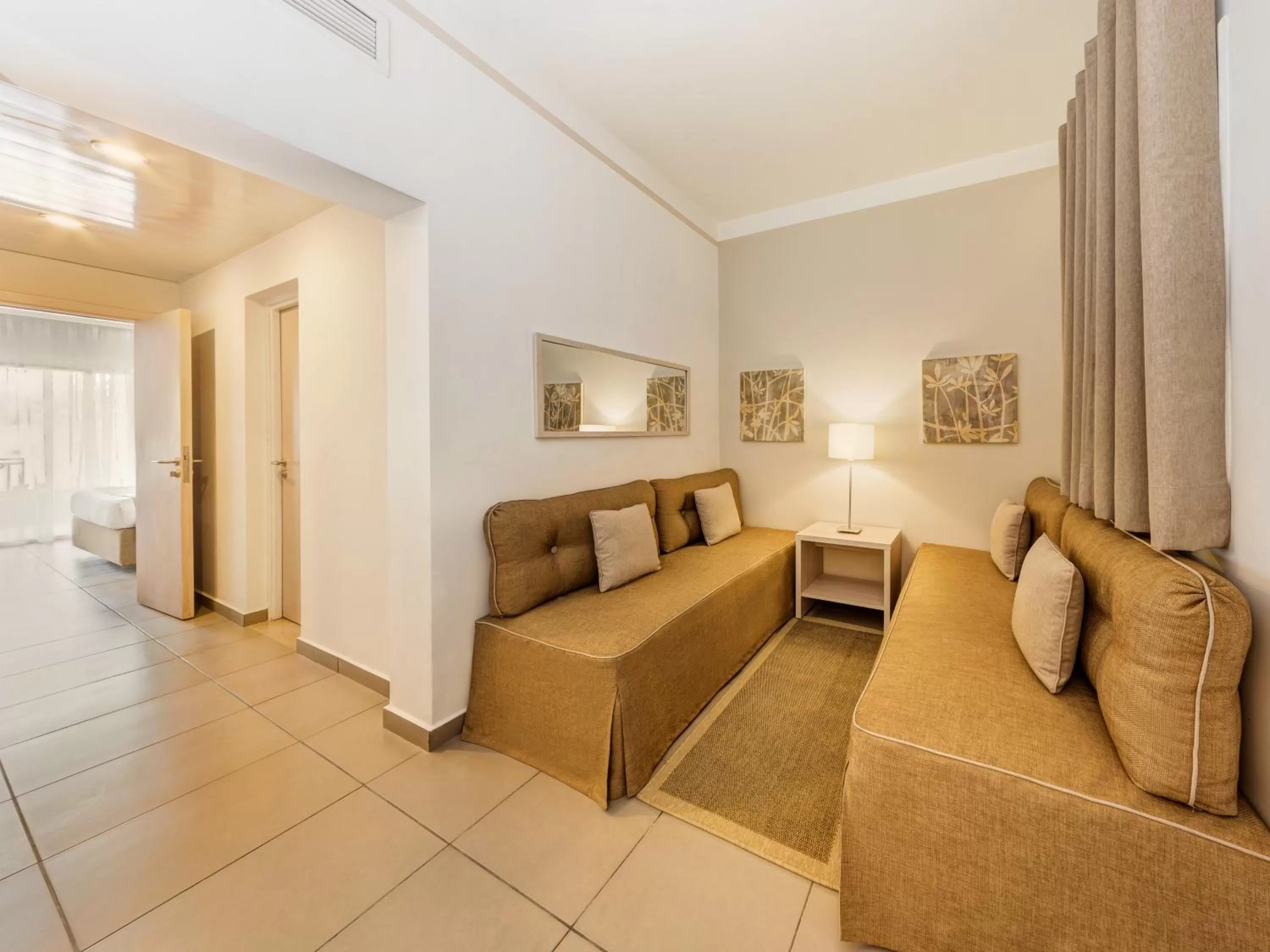 Family Queen or Twin Pool View in Jaz Aquaviva