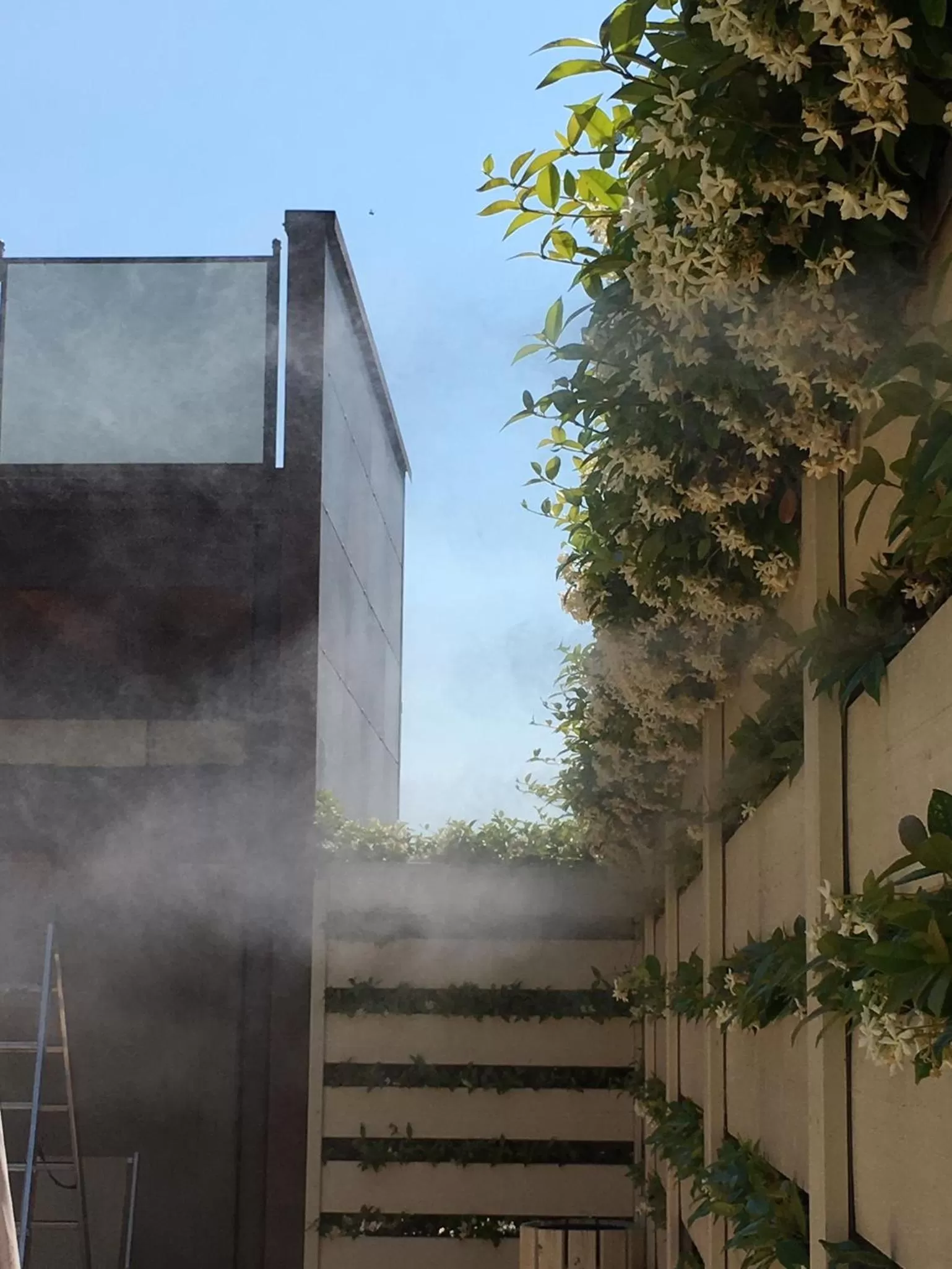 Steam room in Luna Residence Hotel