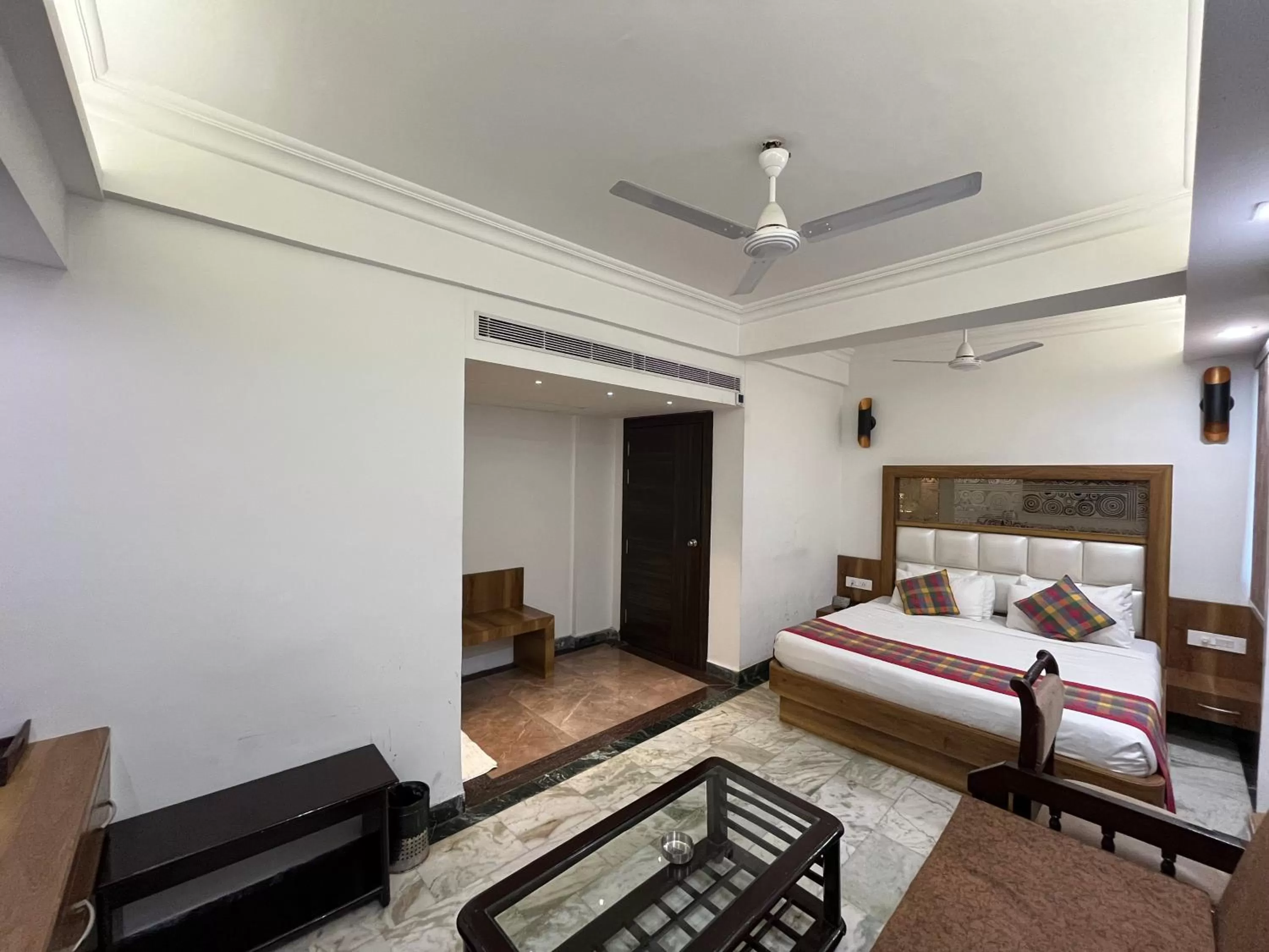 Large Double or Twin Room - single occupancy in Hotel Moti Palace