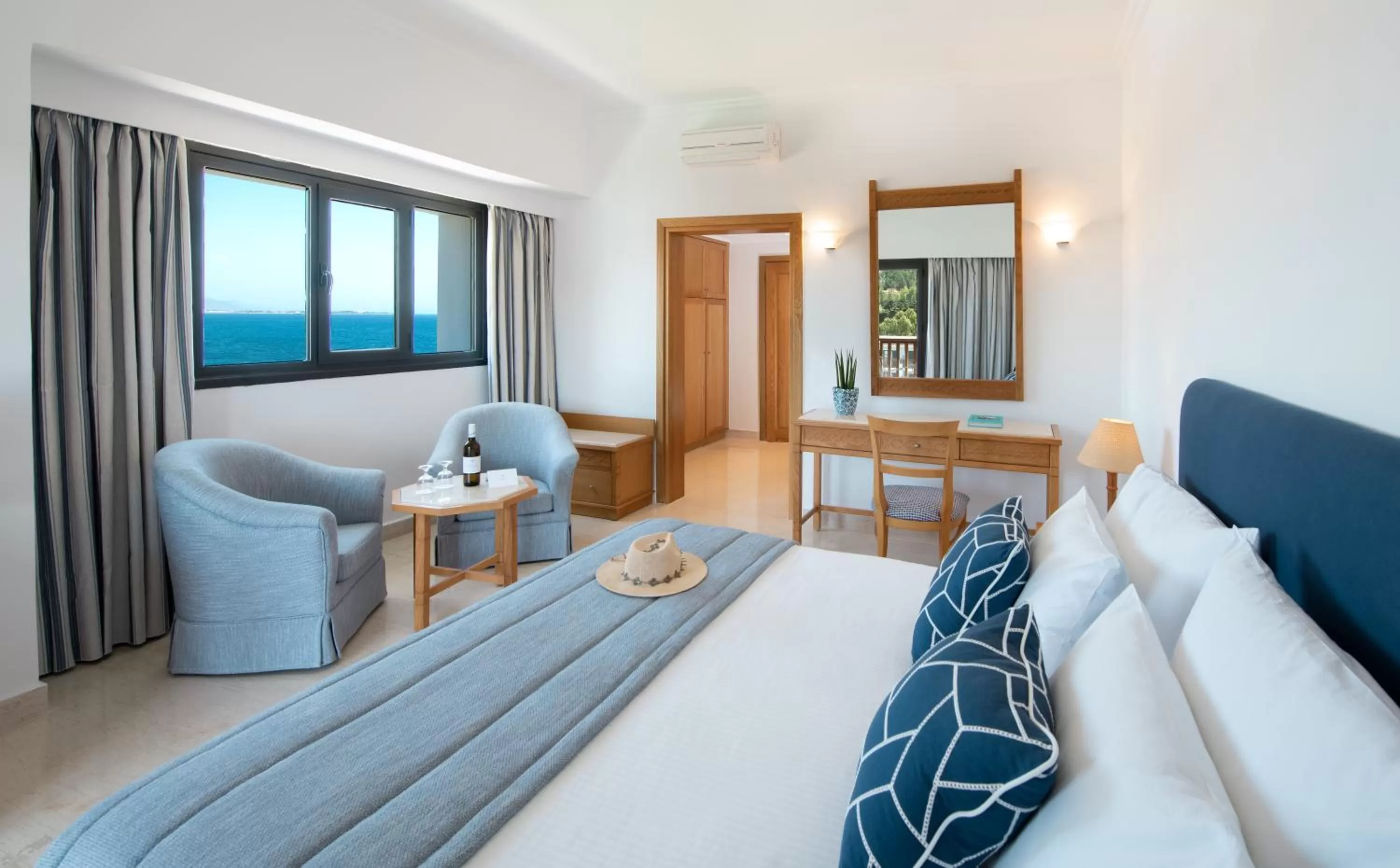 Deluxe Double Room in Mitsis Ramira