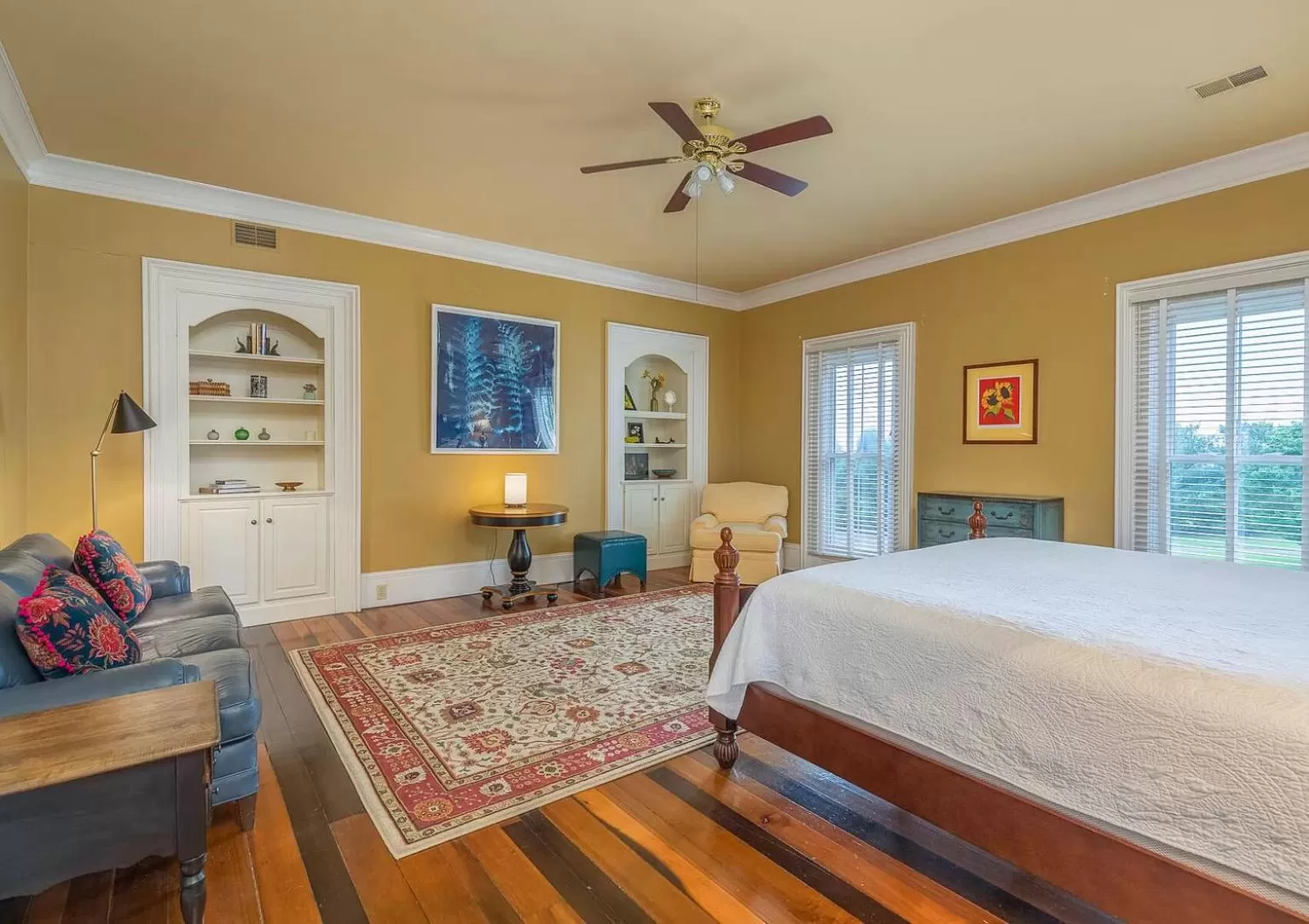 King Studio in Wildflower Ranch Inn