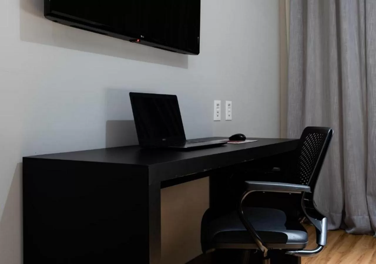 Superior Twin Room - single occupancy in Comfort Suítes Vitória