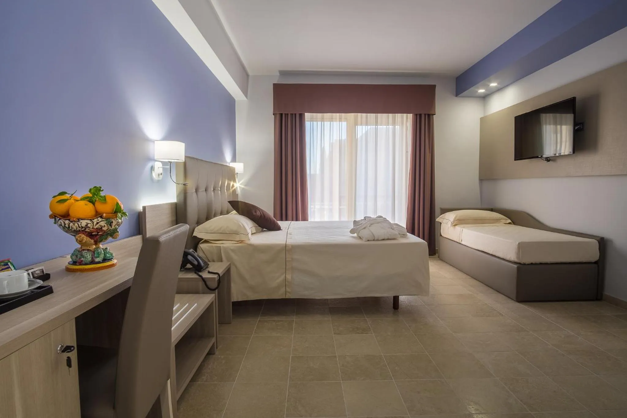 Triple Room in Netum Hotel