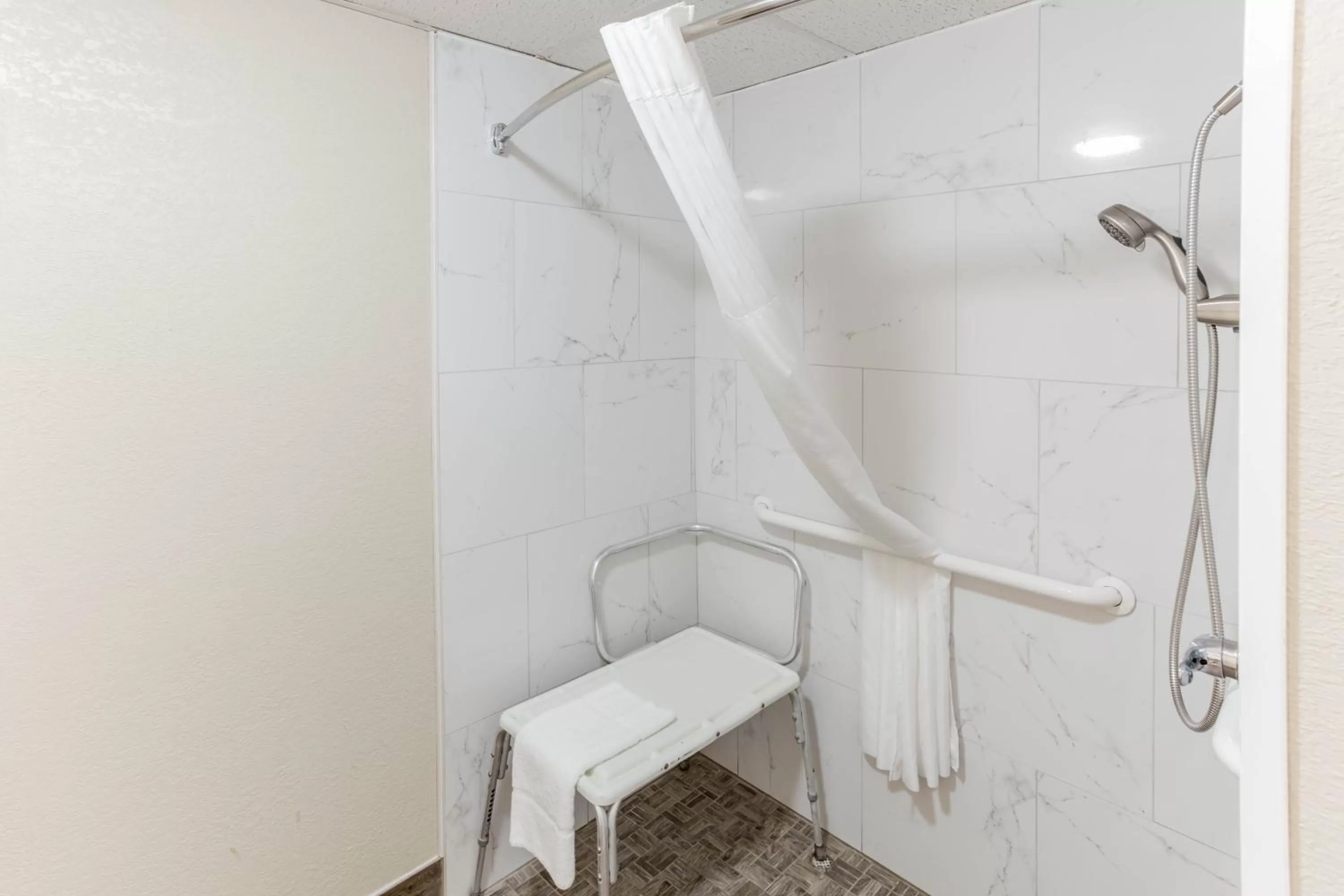 Superior King Room - Accessible/Non Smoking in Quality Inn & Suites Plattsburgh