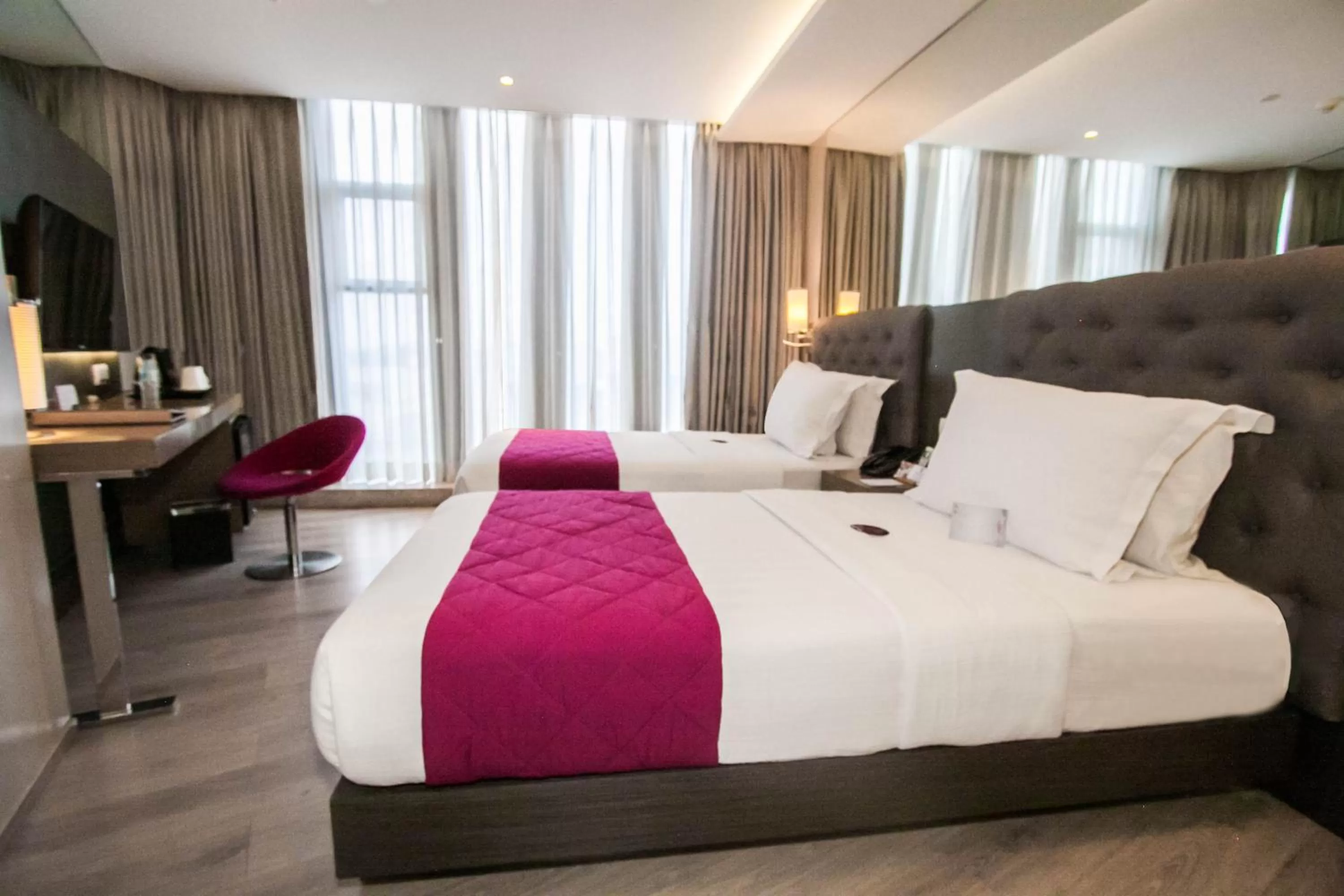 Deluxe Twin Room in Hotel XYZ