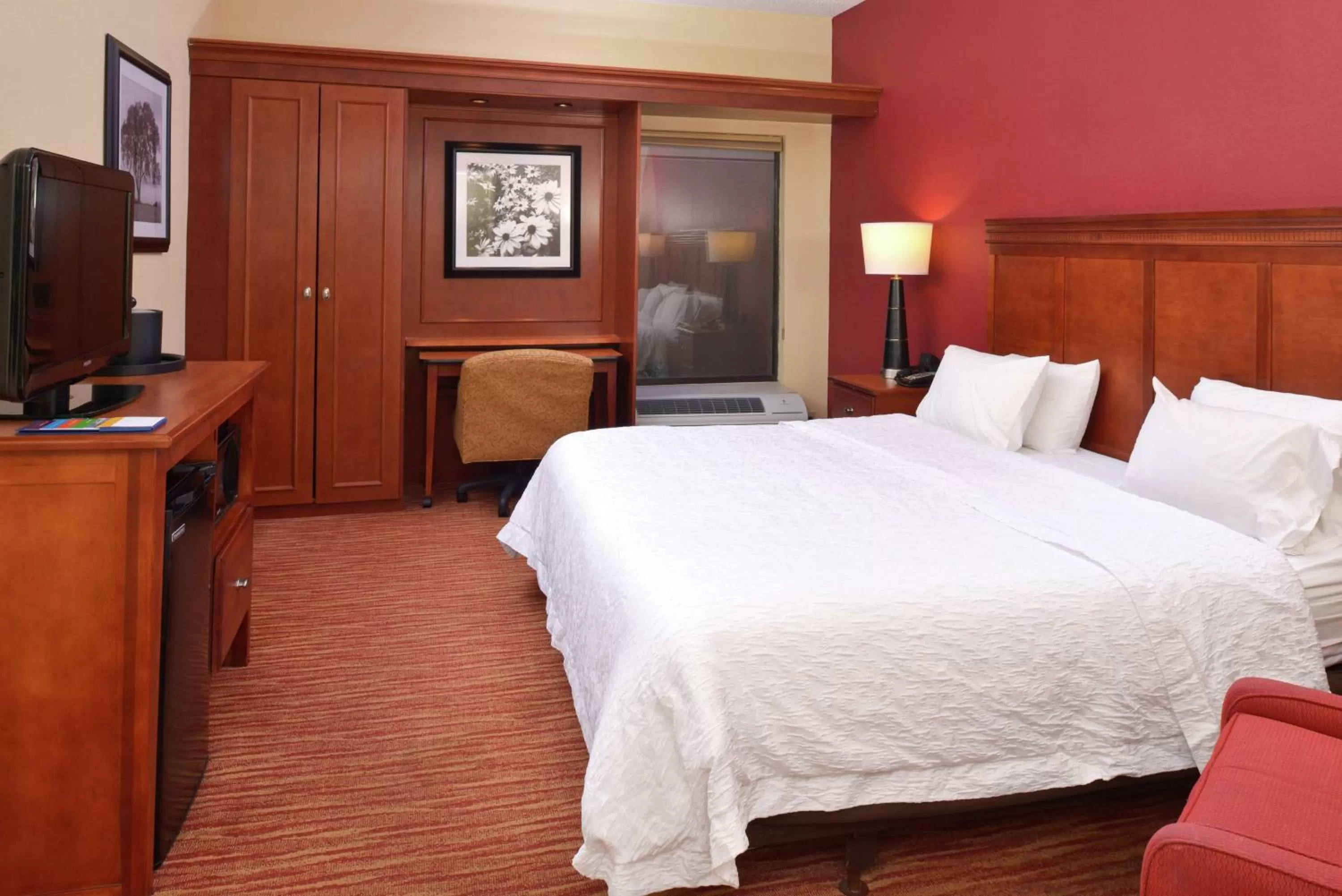 King Room - Mobility Accessible  in Hampton Inn Columbus-East