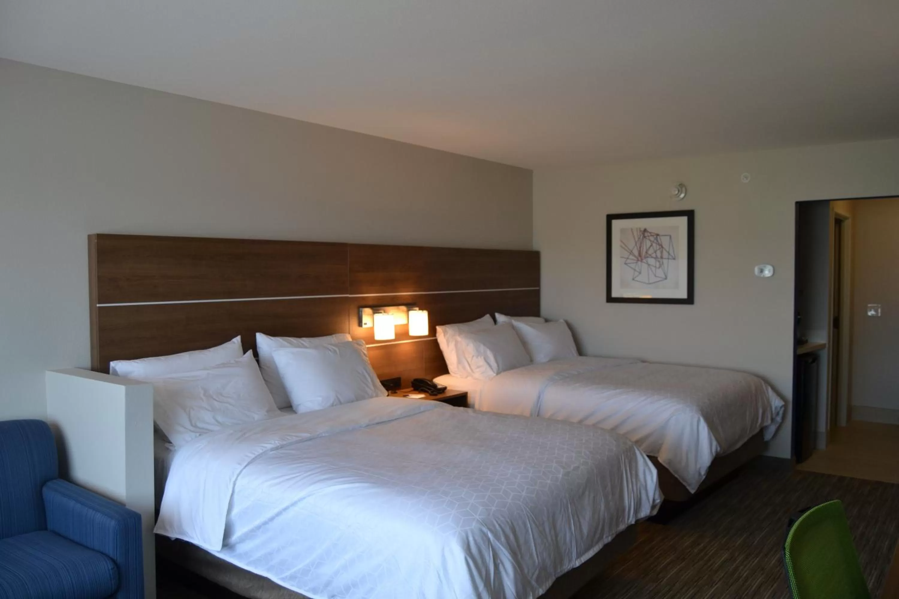 Two-Bedroom Suite - Mobility Accessible Tub in Holiday Inn Express & Suites Goodlettsville N - Nashville by IHG